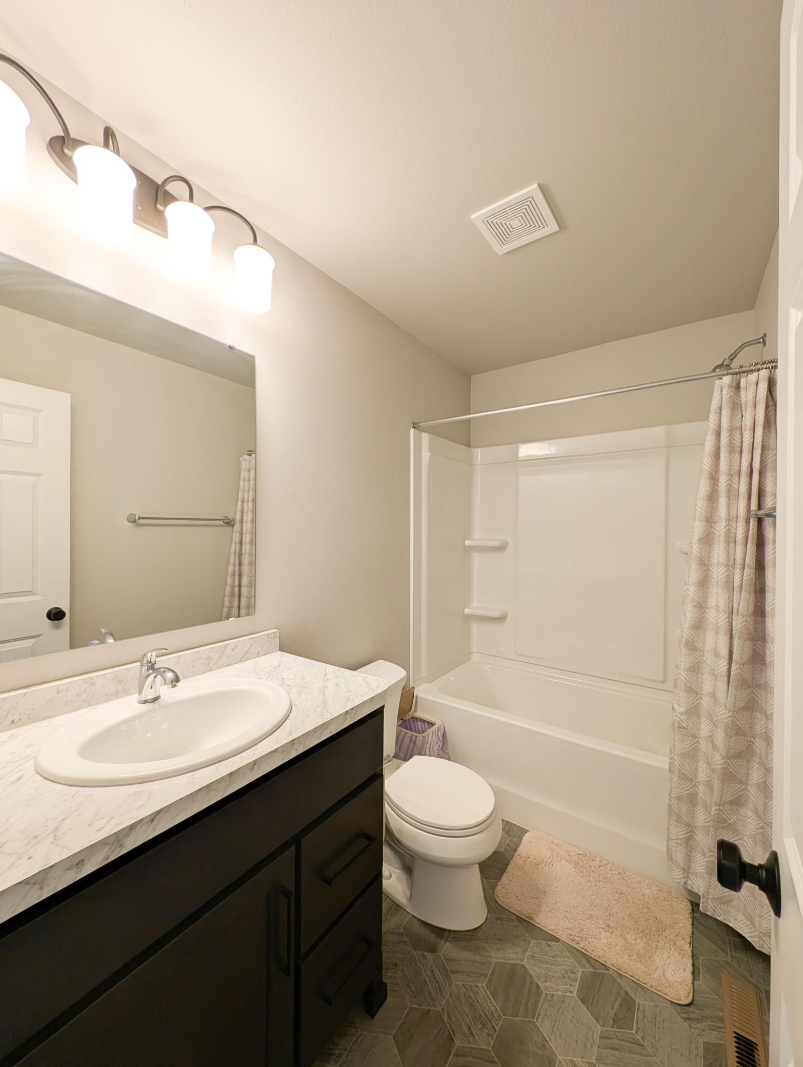 2024 single family home for sale at 7047 Benji Lane in Horace, ND — 3 bed, 3 bath (photo 29 of 41)