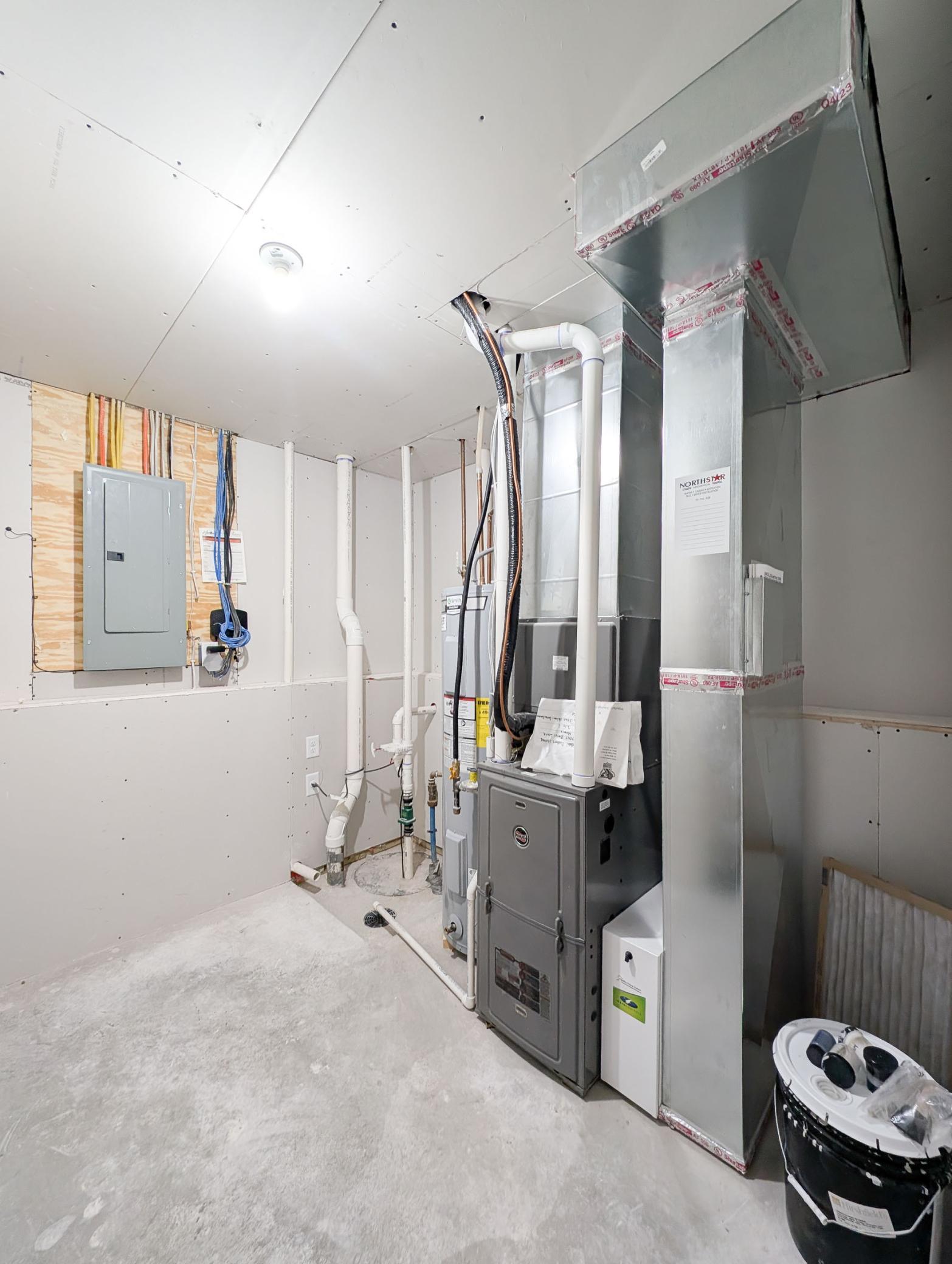 2024 single family home for sale at 7047 Benji Lane in Horace, ND — 3 bed, 3 bath (photo 39 of 41)