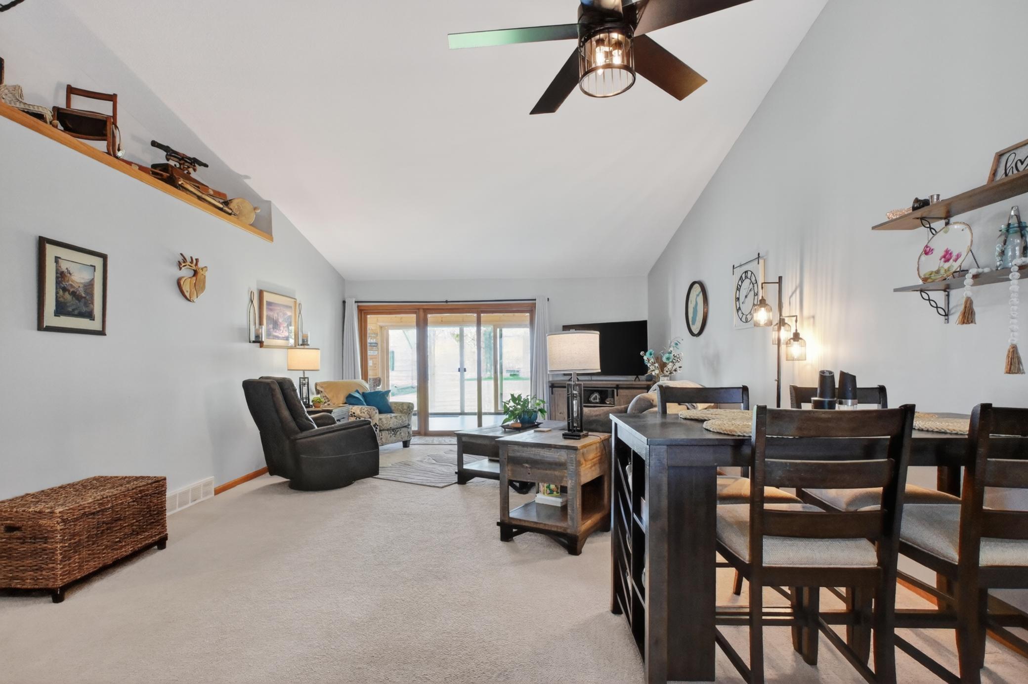 1998 twin home for sale at 1761 E Lake Street in Osakis, MN — 3 bed, 2 bath (photo 11 of 52)
