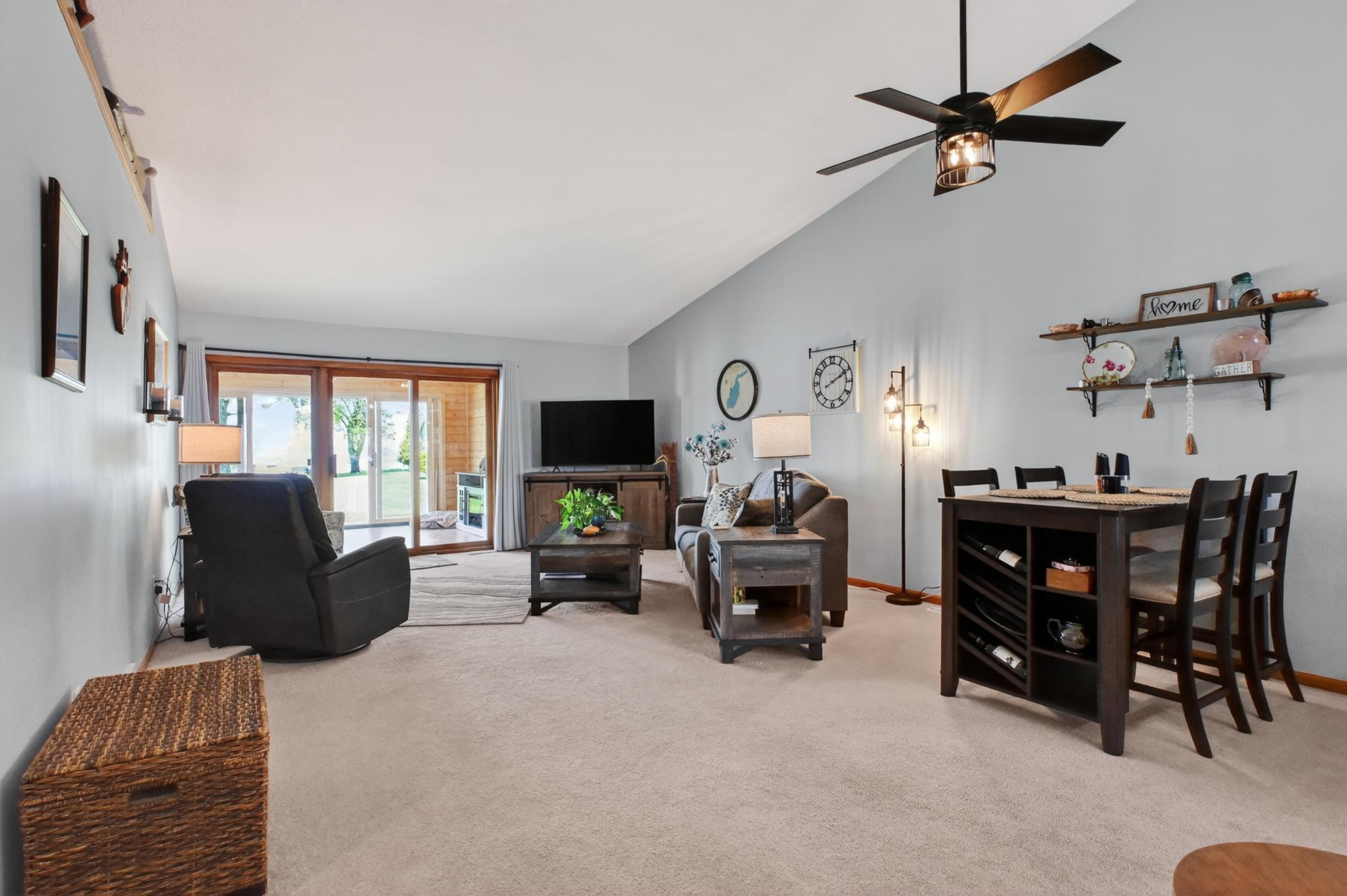 1998 twin home for sale at 1761 E Lake Street in Osakis, MN — 3 bed, 2 bath (photo 12 of 52)