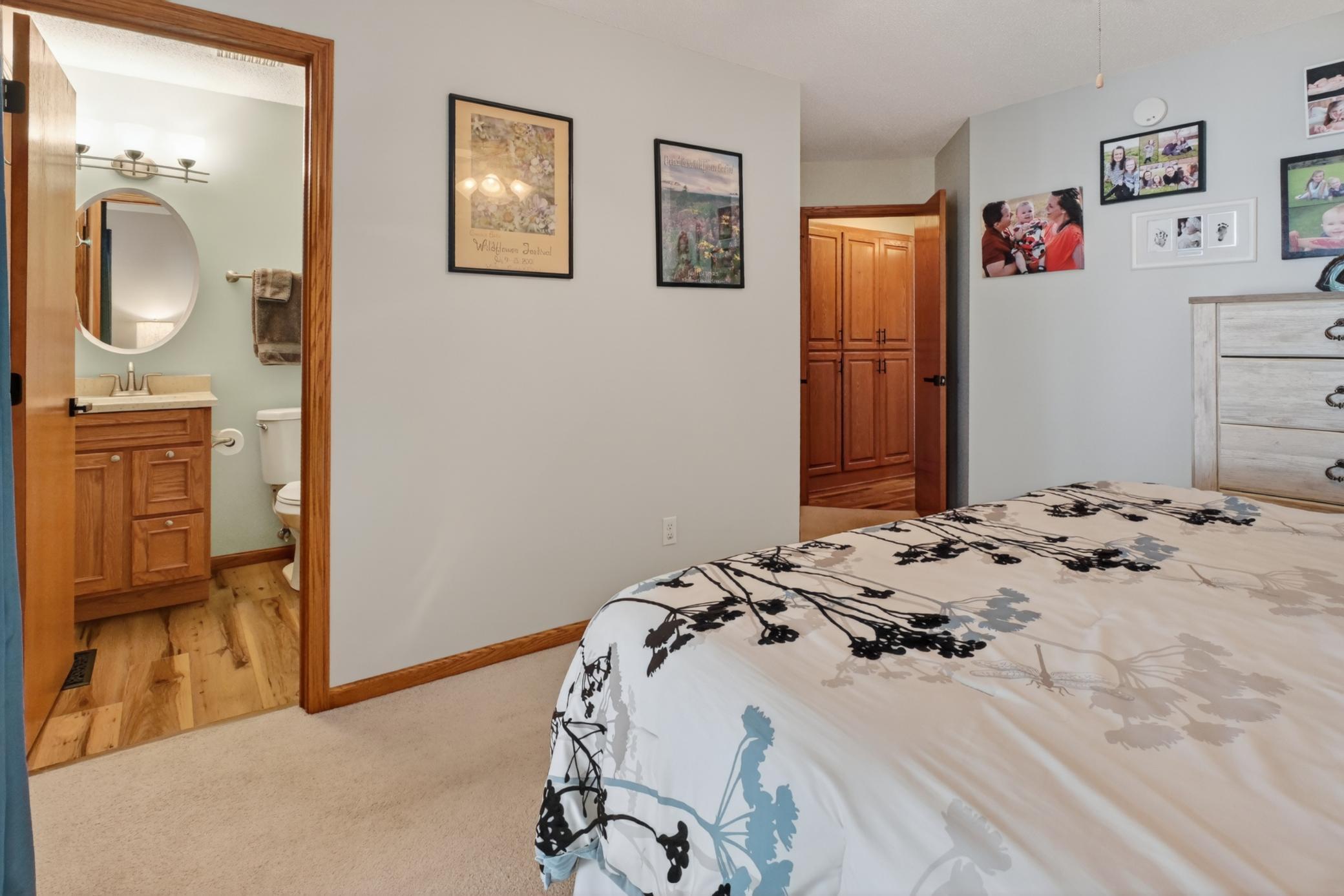 1998 twin home for sale at 1761 E Lake Street in Osakis, MN — 3 bed, 2 bath (photo 18 of 52)