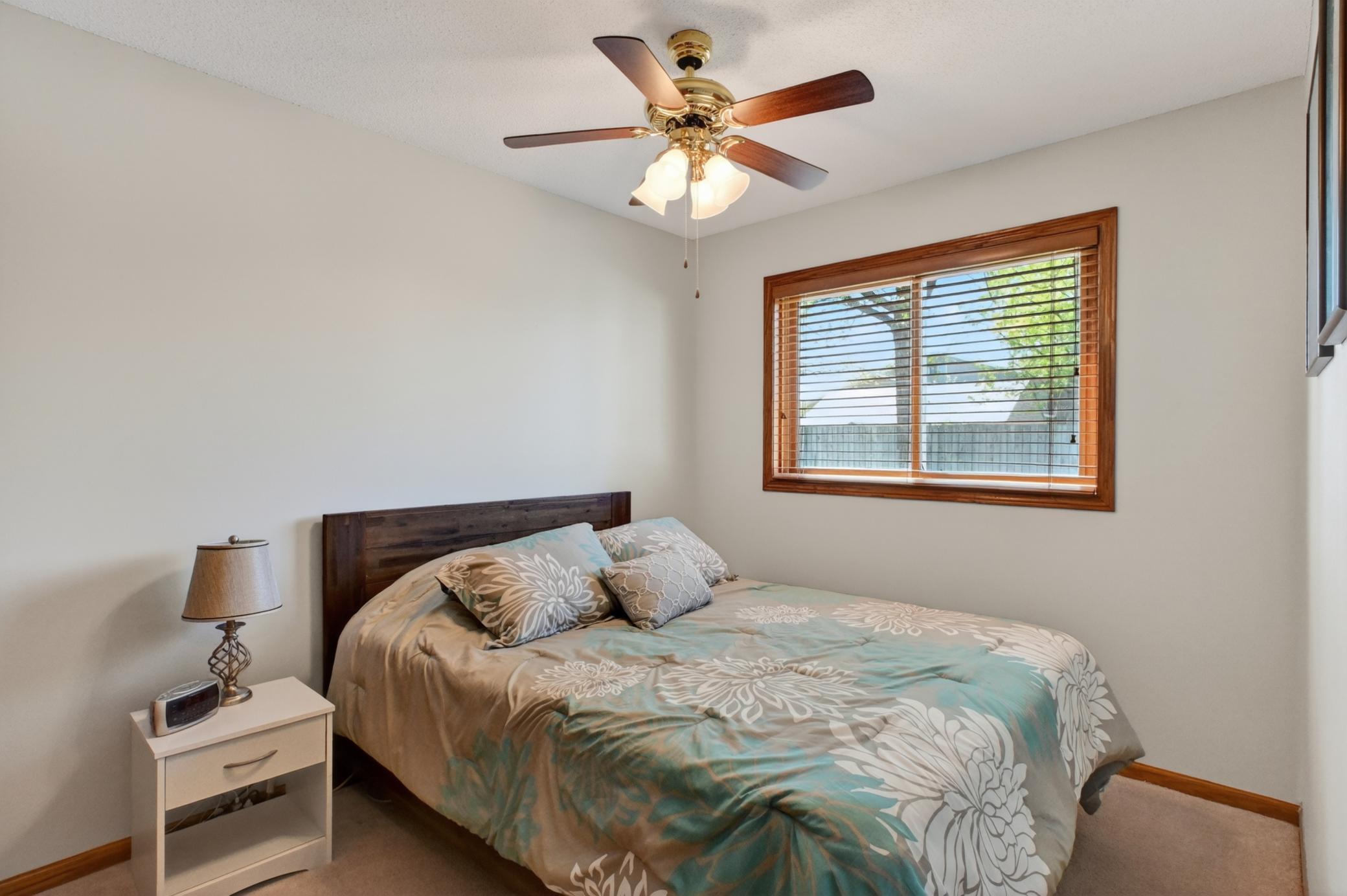 1998 twin home for sale at 1761 E Lake Street in Osakis, MN — 3 bed, 2 bath (photo 25 of 52)