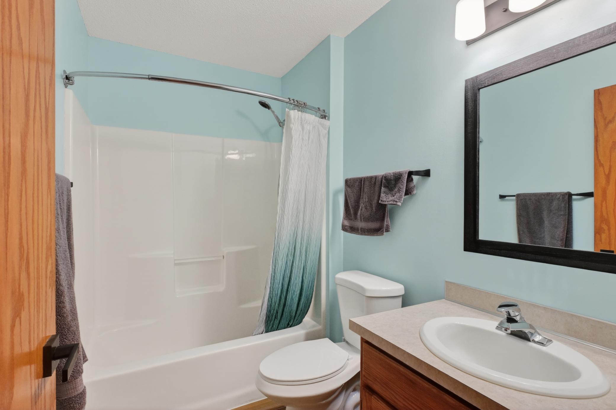 1998 twin home for sale at 1761 E Lake Street in Osakis, MN — 3 bed, 2 bath (photo 29 of 52)