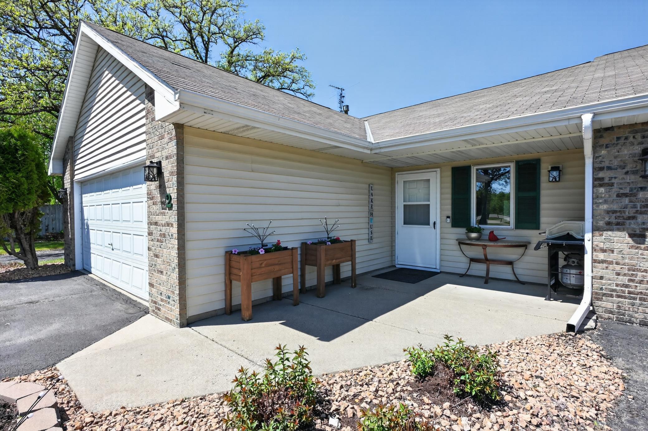 1998 twin home for sale at 1761 E Lake Street in Osakis, MN — 3 bed, 2 bath (photo 36 of 52)