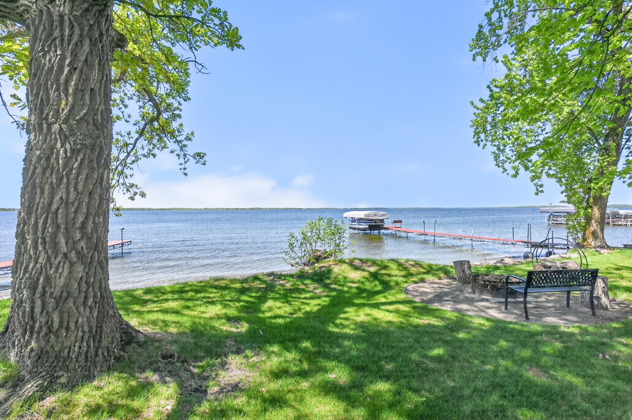 1998 twin home for sale at 1761 E Lake Street in Osakis, MN — 3 bed, 2 bath (photo 42 of 52)