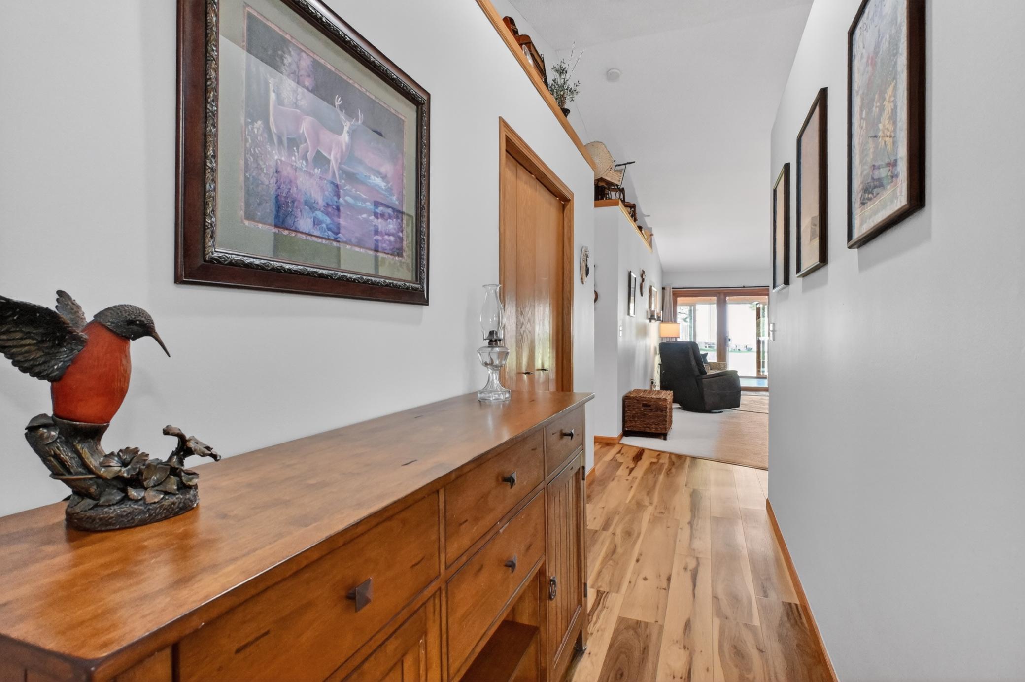 1998 twin home for sale at 1761 E Lake Street in Osakis, MN — 3 bed, 2 bath (photo 6 of 52)