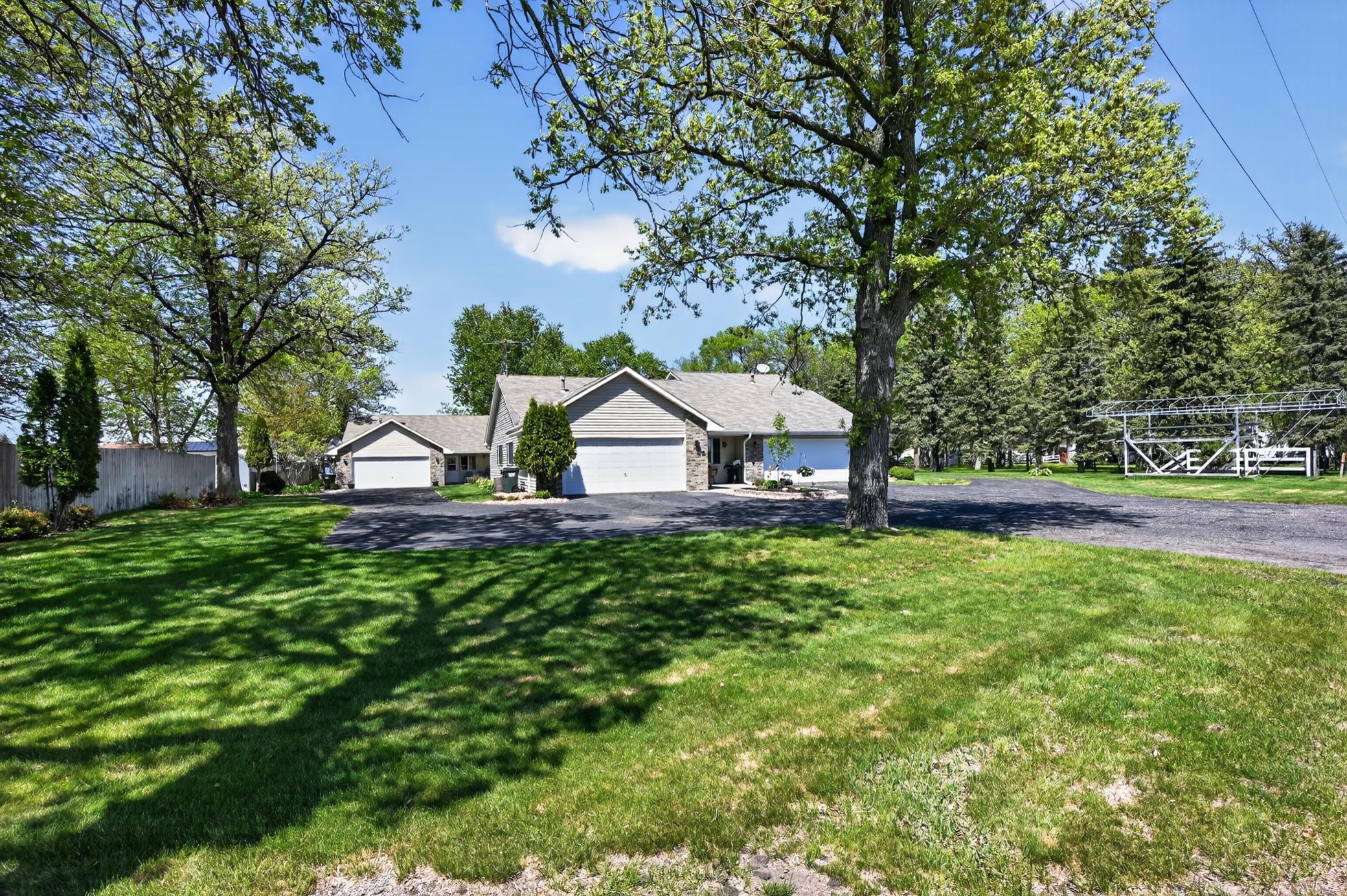 1998 twin home for sale at 1761 E Lake Street in Osakis, MN — 3 bed, 2 bath (photo 51 of 52)