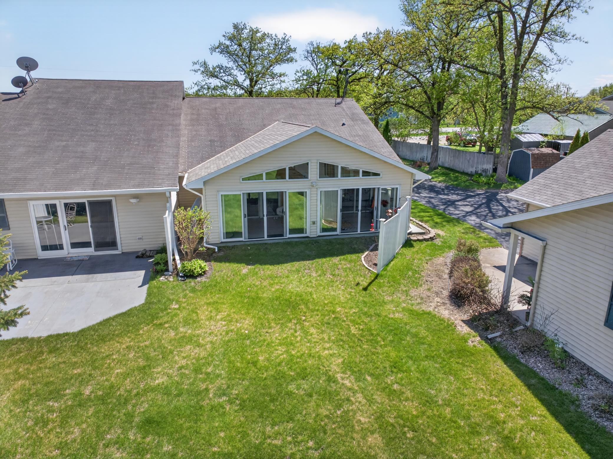 1998 twin home for sale at 1761 E Lake Street in Osakis, MN — 3 bed, 2 bath (photo 52 of 52)