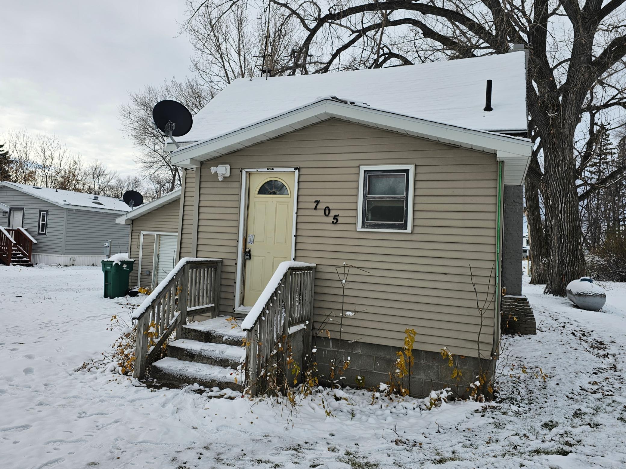 1925 single family home for sale at 705 Neill Street in Buxton, ND — 3 bed, 2 bath (photo 3 of 15)