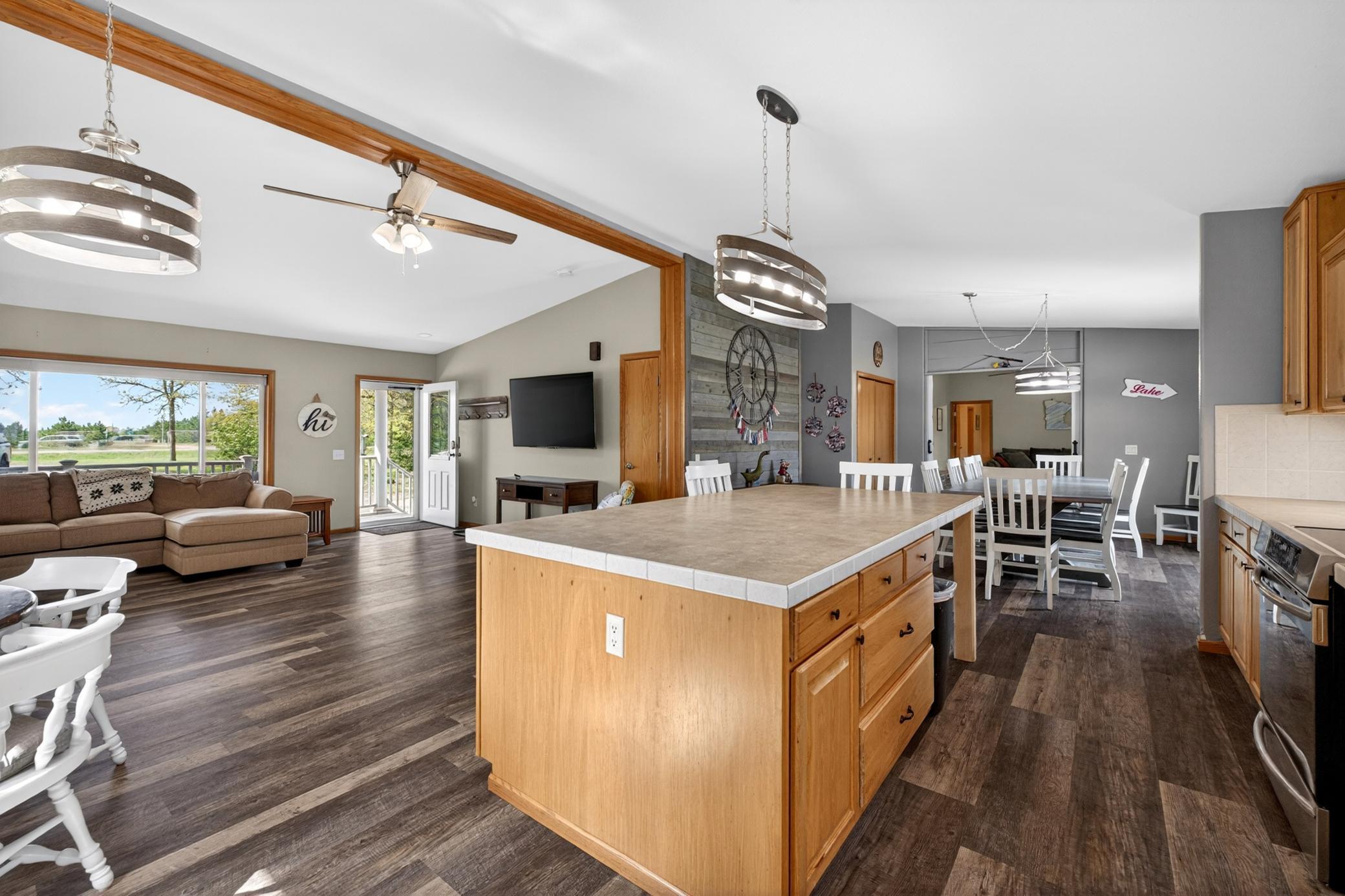 2005 single family home for sale at 21016 County 80 in Nevis, MN — 3 bed, 2 bath (photo 14 of 38)