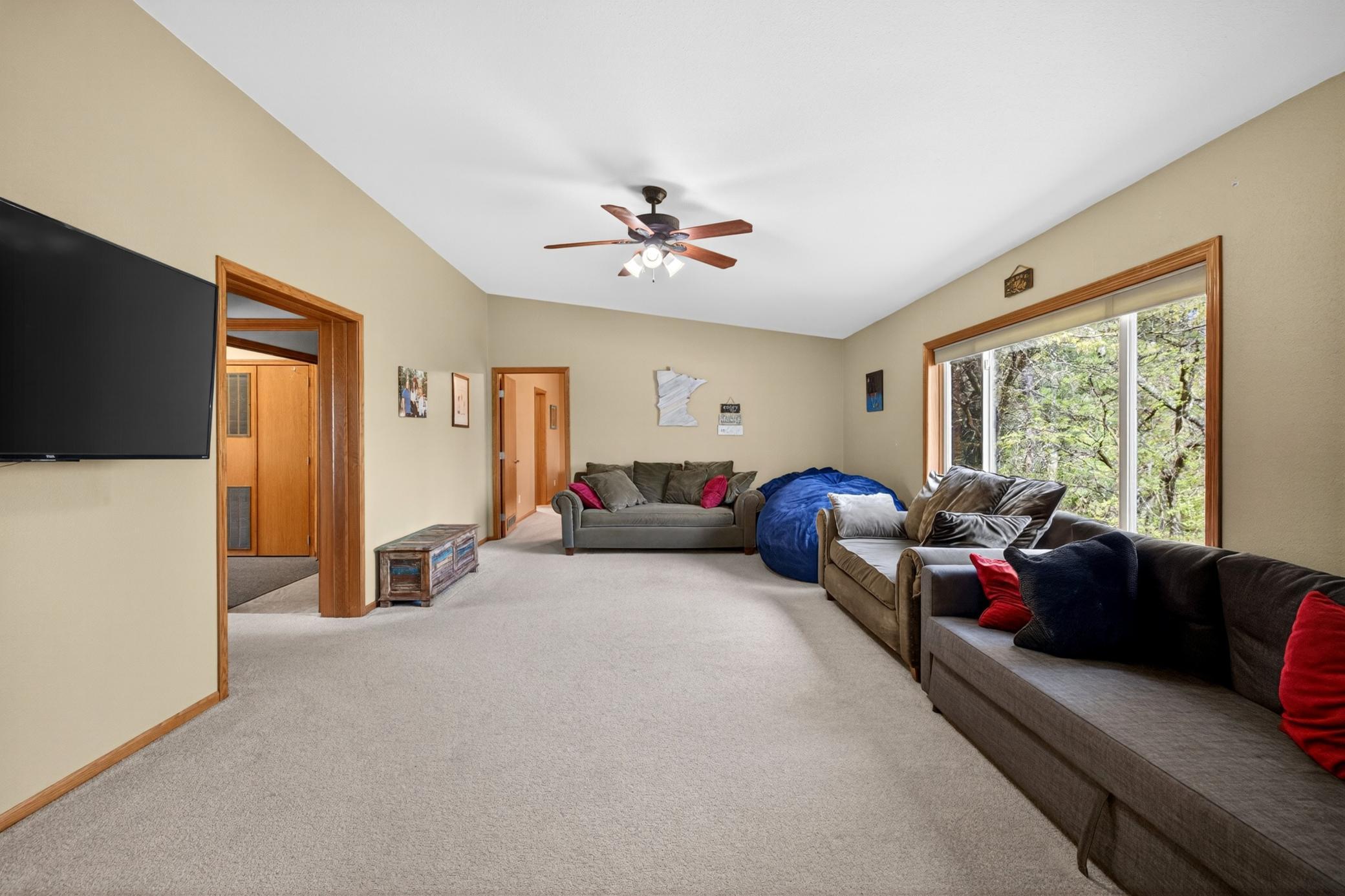 2005 single family home for sale at 21016 County 80 in Nevis, MN — 3 bed, 2 bath (photo 15 of 38)