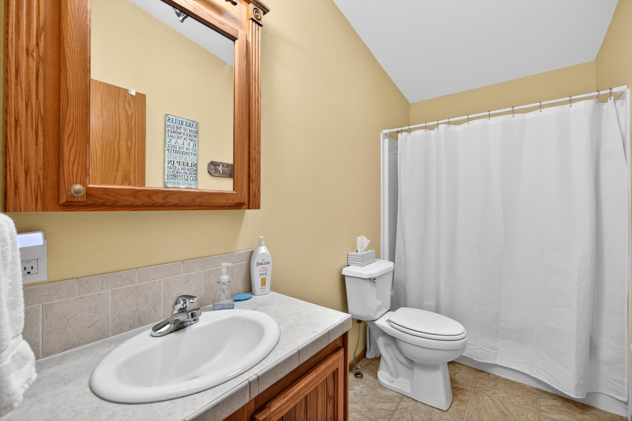 2005 single family home for sale at 21016 County 80 in Nevis, MN — 3 bed, 2 bath (photo 24 of 38)