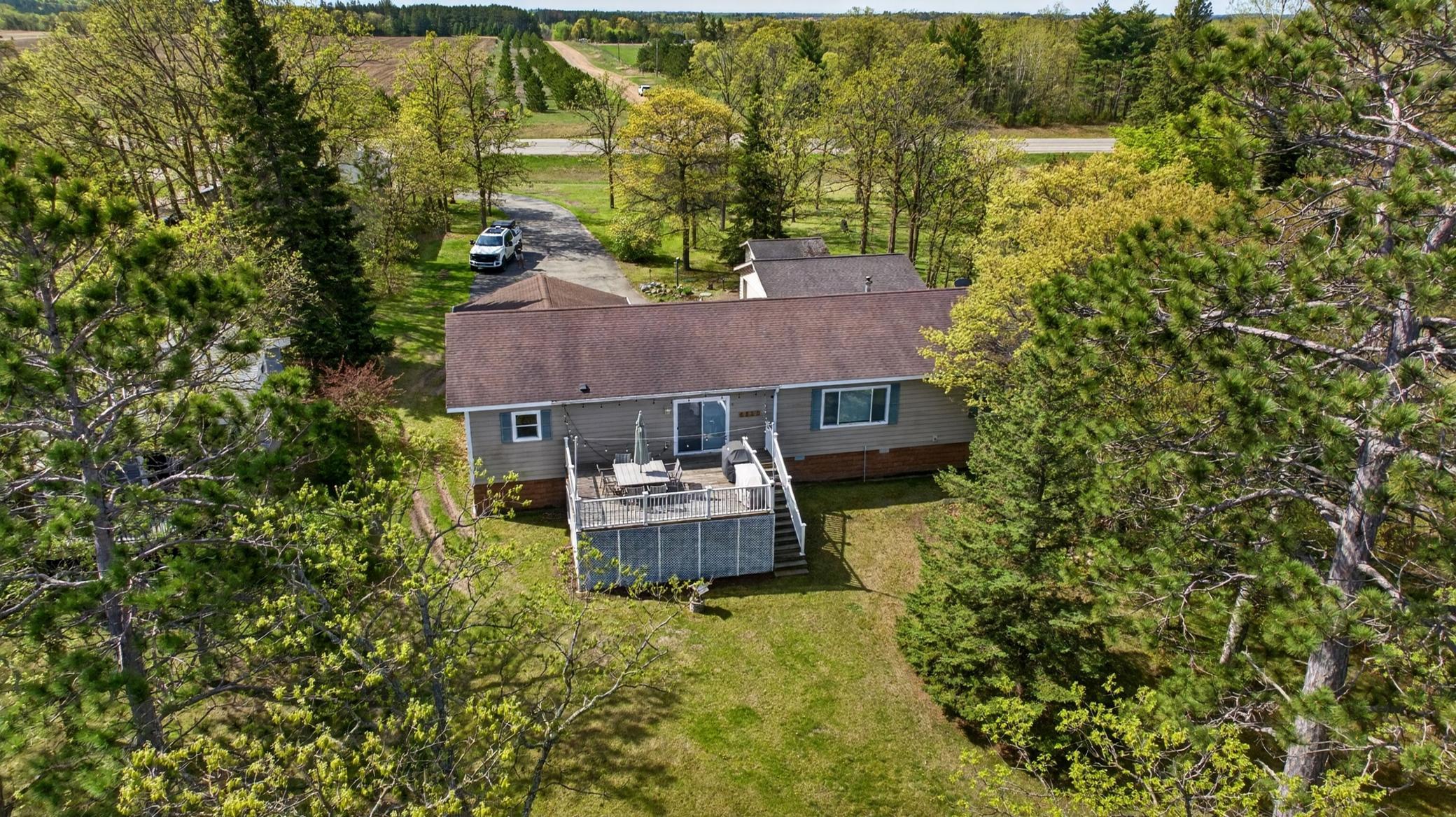 2005 single family home for sale at 21016 County 80 in Nevis, MN — 3 bed, 2 bath (photo 4 of 38)