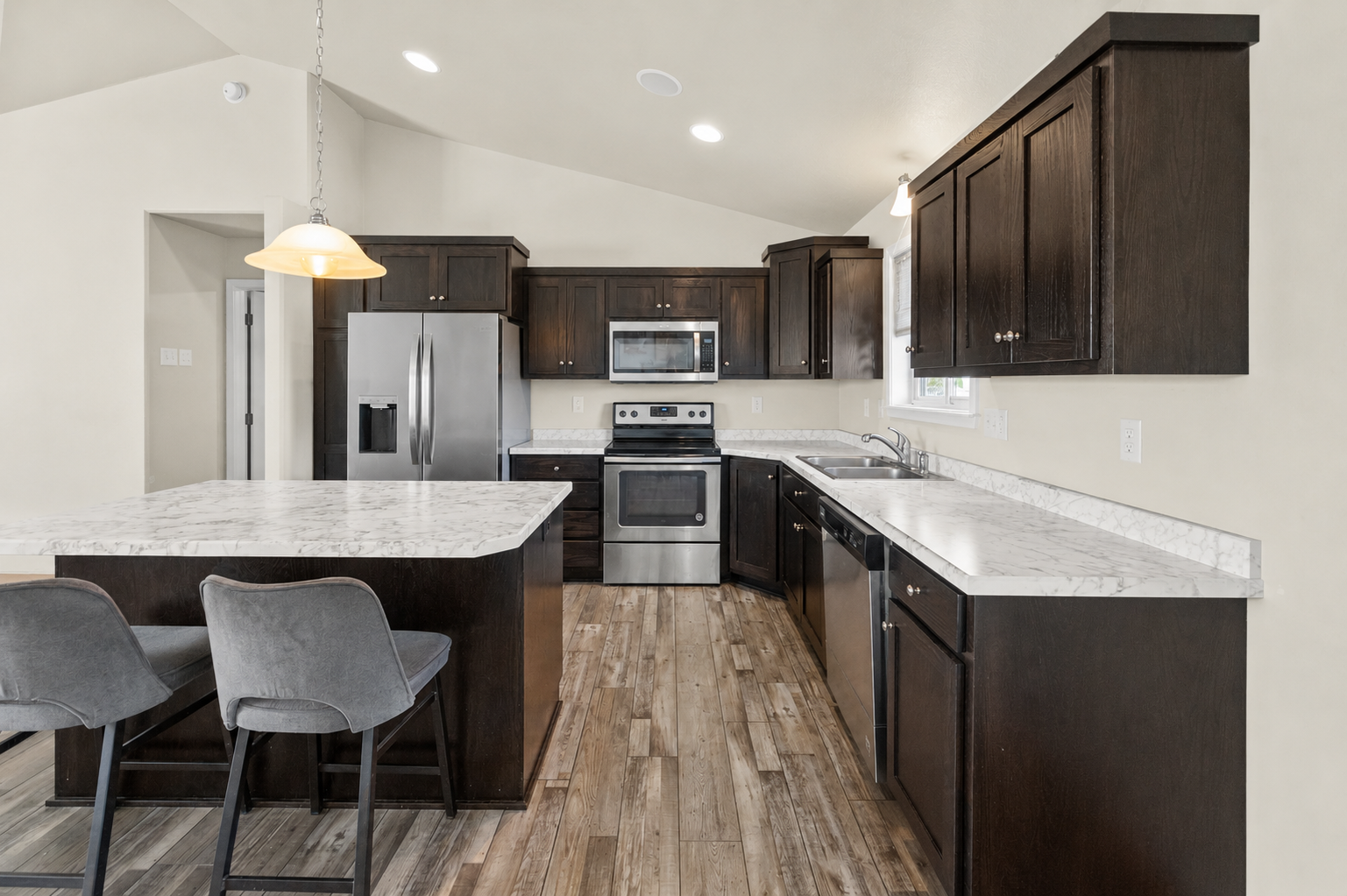 2018 single family home for sale at 3831 32nd Street S in Moorhead, MN — 3 bed, 2 bath (photo 15 of 45)