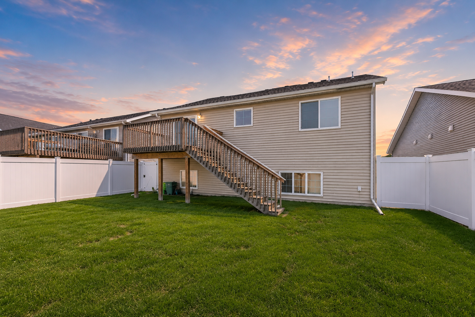 2018 single family home for sale at 3831 32nd Street S in Moorhead, MN — 3 bed, 2 bath (photo 3 of 45)