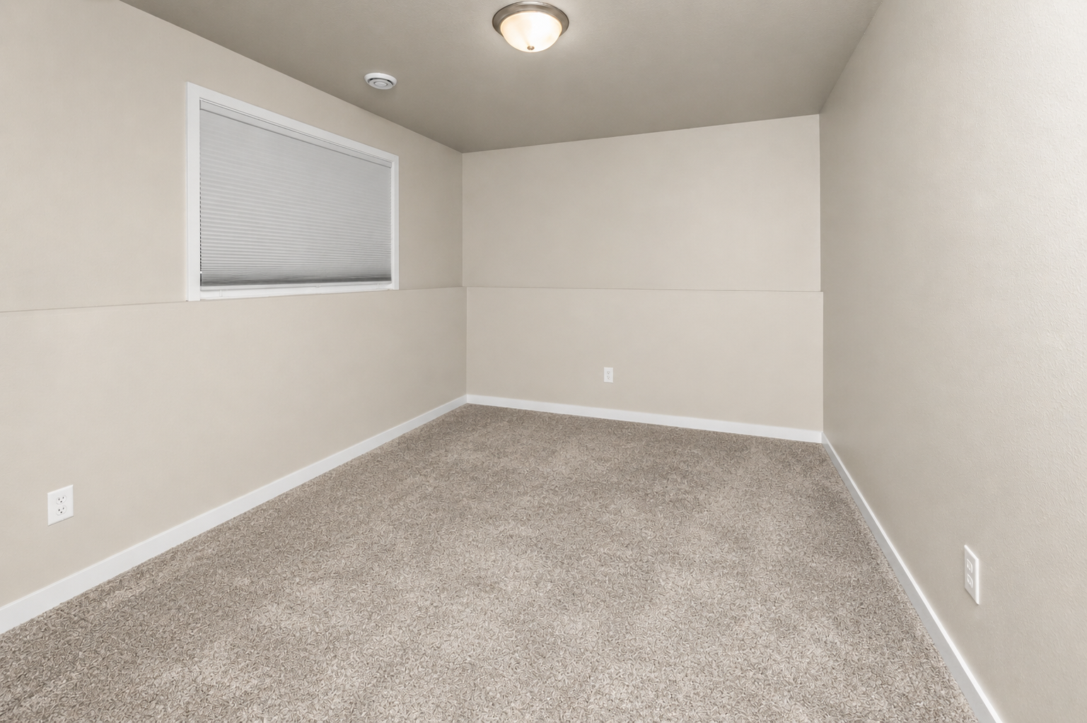 2018 single family home for sale at 3831 32nd Street S in Moorhead, MN — 3 bed, 2 bath (photo 33 of 45)