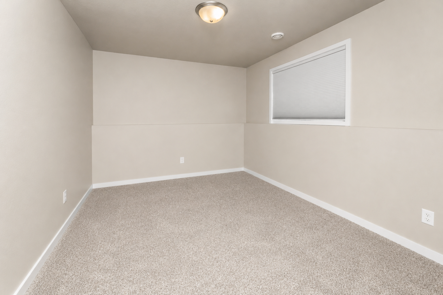 2018 single family home for sale at 3831 32nd Street S in Moorhead, MN — 3 bed, 2 bath (photo 36 of 45)