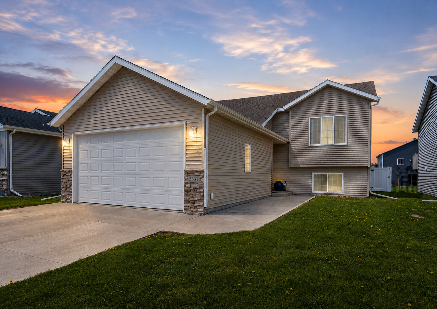 2018 single family home for sale at 3831 32nd Street S in Moorhead, MN — 3 bed, 2 bath (photo 40 of 45)
