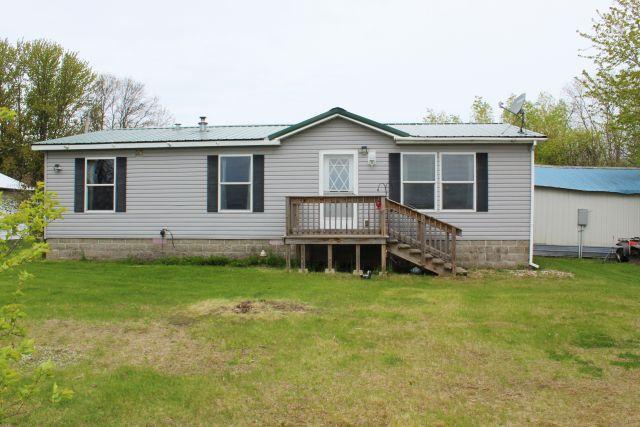 2006 single family home for sale at 32588 355th Avenue in Aitkin, MN — 3 bed, 2 bath (photo 2 of 19)