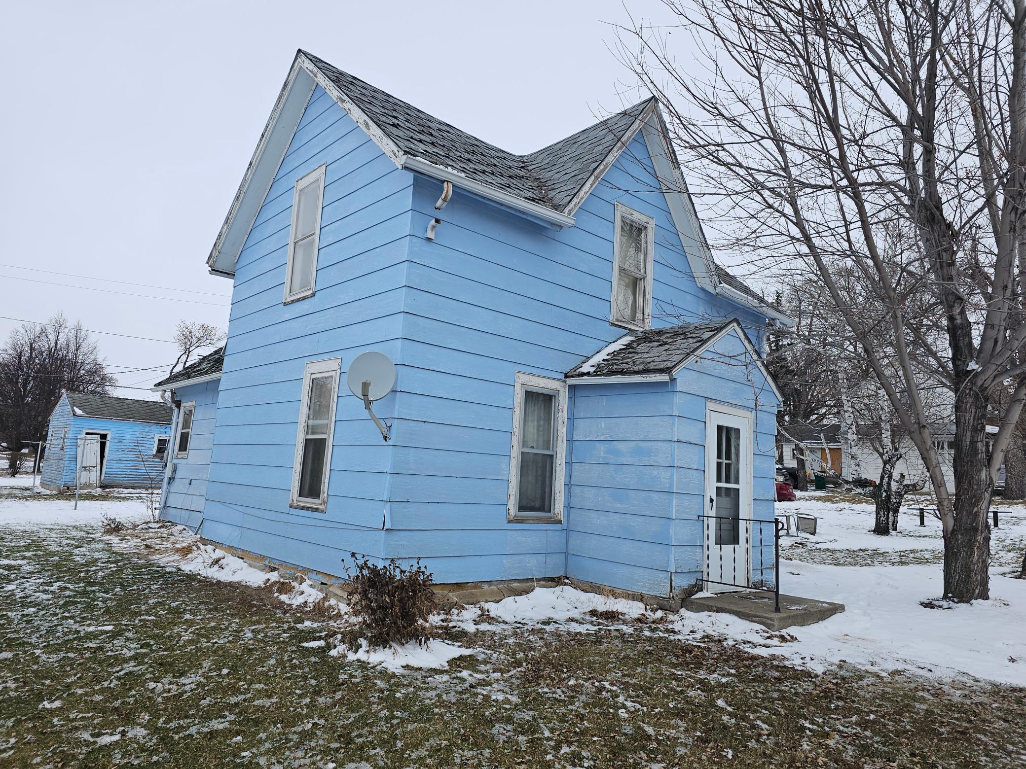 216 Main Street W, Mayville ND 58257 - Photo 2 of 17