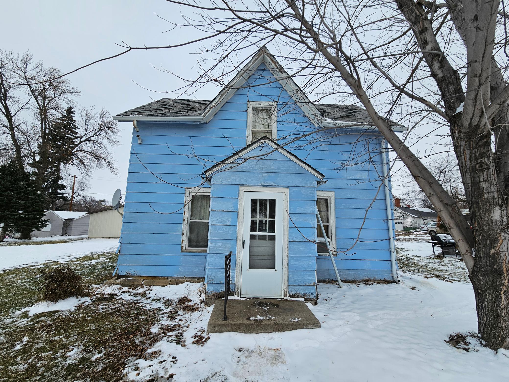 216 Main Street W, Mayville ND 58257 - Photo 4 of 17