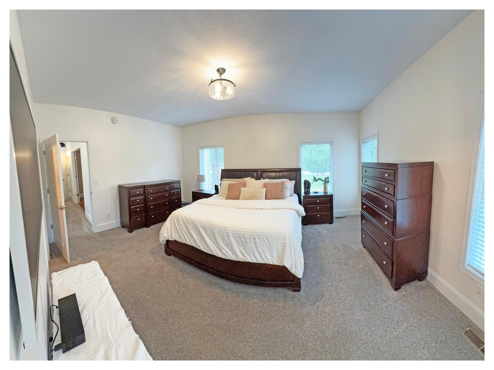 2007 single family home for sale at 412 Majestic Pines Lane NW in Bemidji, MN — 6 bed, 5 bath (photo 17 of 36)