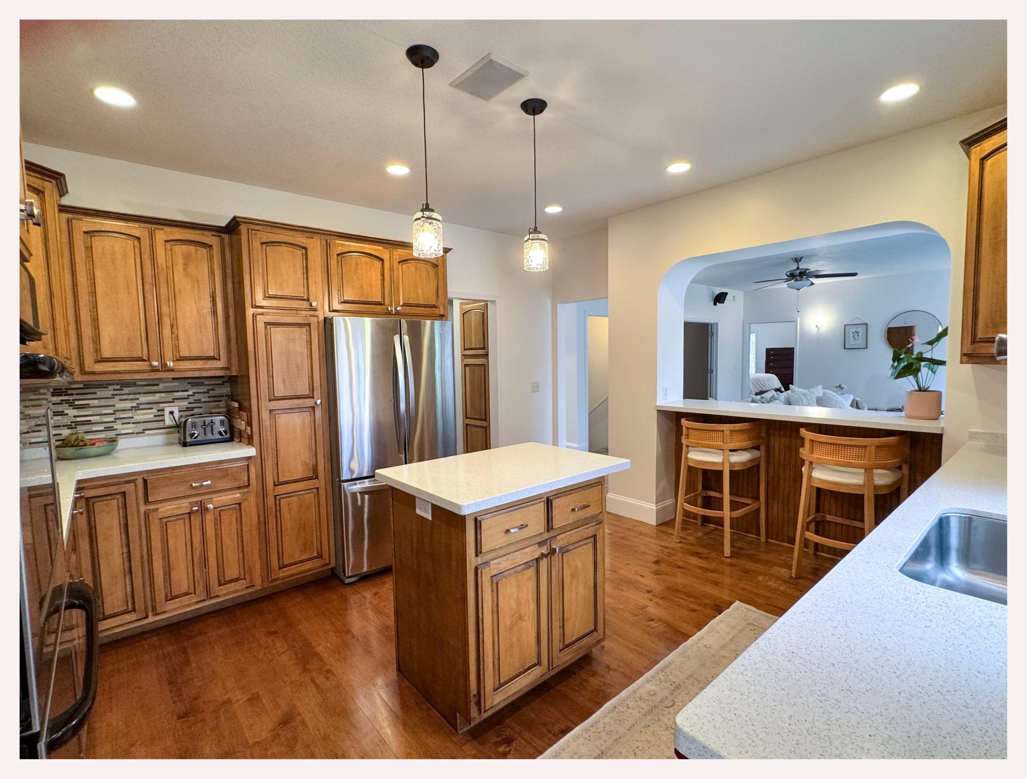 2007 single family home for sale at 412 Majestic Pines Lane NW in Bemidji, MN — 6 bed, 5 bath (photo 5 of 36)