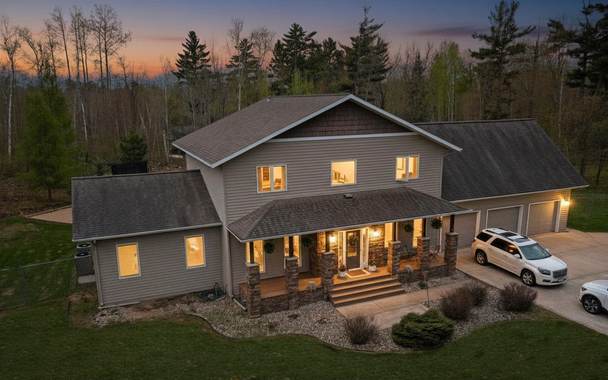 2007 single family home for sale at 412 Majestic Pines Lane NW in Bemidji, MN — 6 bed, 5 bath