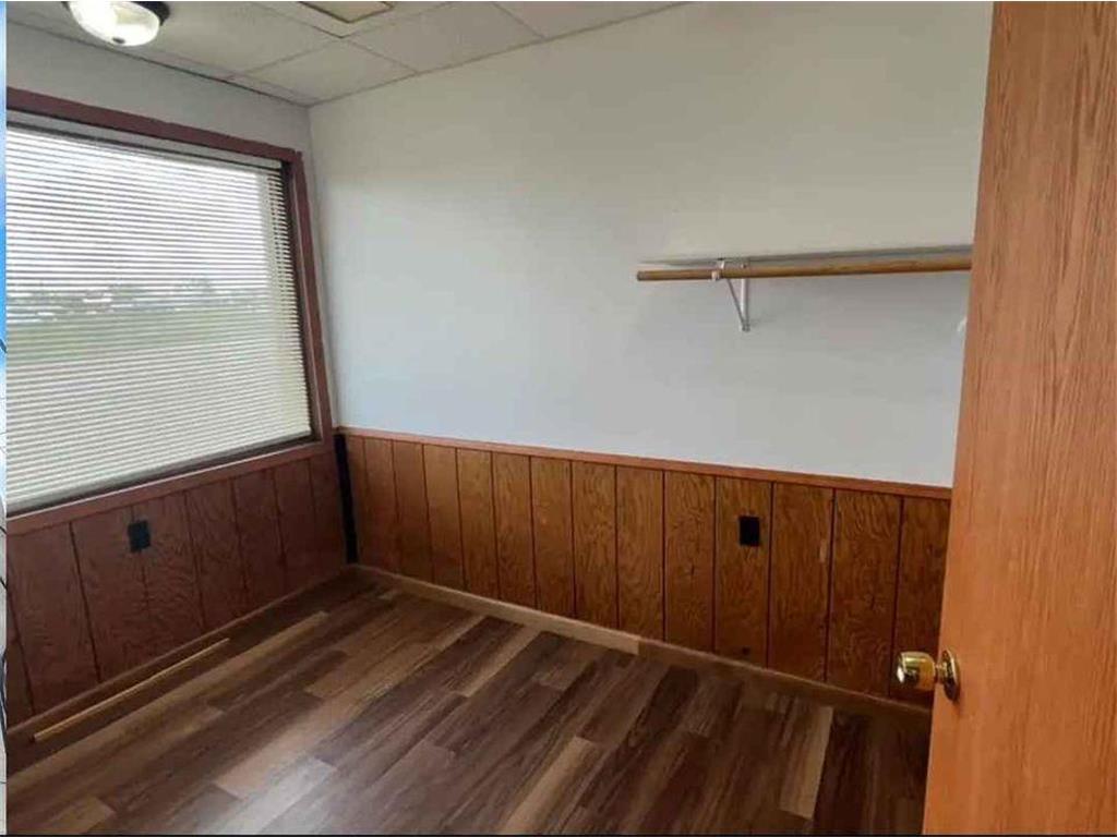 1974 home for sale at 409 Meadow Drive in McGregor, MN — 5 bed, 4 bath (photo 12 of 21)