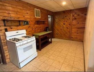 1974 home for sale at 409 Meadow Drive in McGregor, MN — 5 bed, 4 bath (photo 10 of 21)