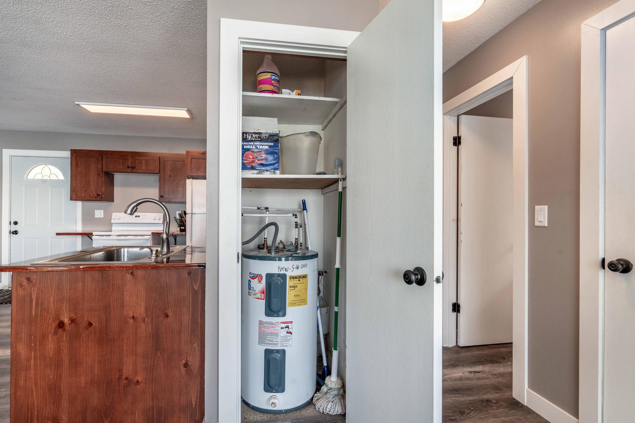 1954 single family home for sale at 37988 Eagle Lake Loop in Battle Lake, MN — 1 bed, 1 bath (photo 26 of 55)