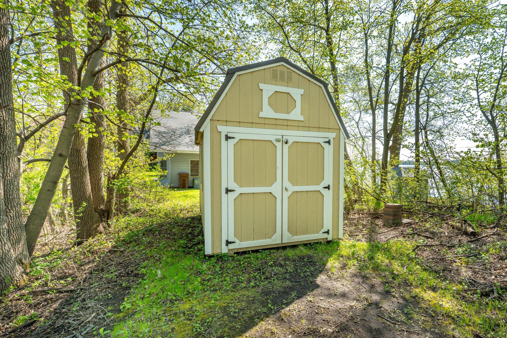 1954 single family home for sale at 37988 Eagle Lake Loop in Battle Lake, MN — 1 bed, 1 bath (photo 50 of 55)