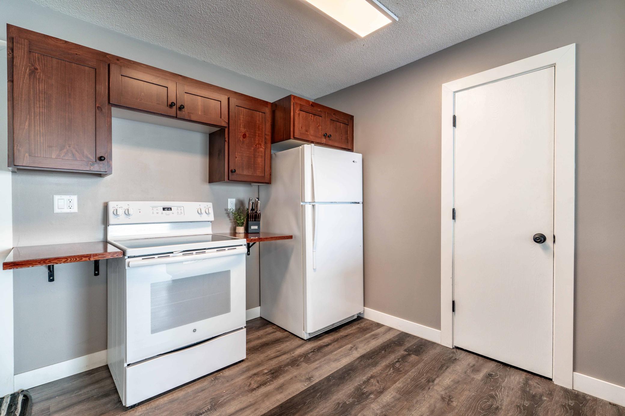 1954 single family home for sale at 37988 Eagle Lake Loop in Battle Lake, MN — 1 bed, 1 bath (photo 8 of 55)