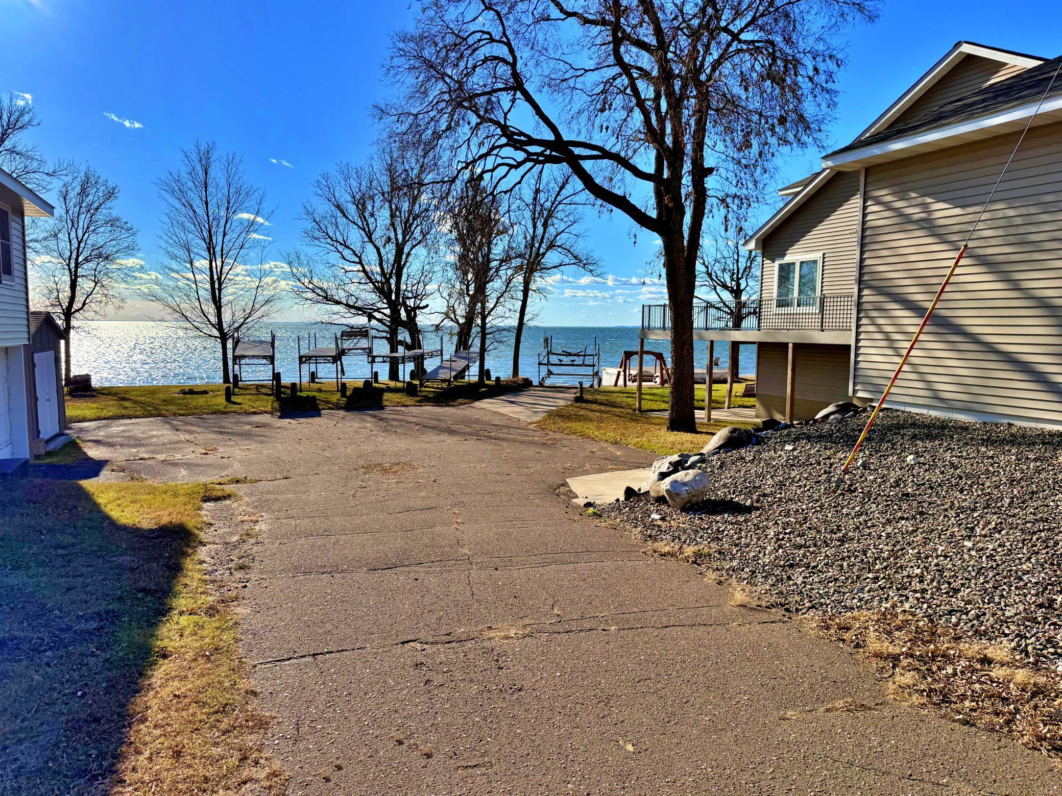 1975 single family home for sale at 33243 State Highway 18 in Aitkin, MN — 4 bed, 3 bath (photo 36 of 39)