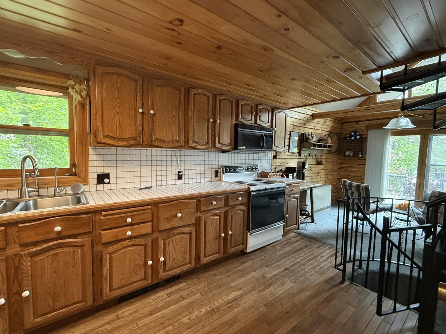 1983 single family home for sale at 19684 Lake Julia Drive NW in Bemidji, MN — 2 bed, 2 bath (photo 22 of 28)