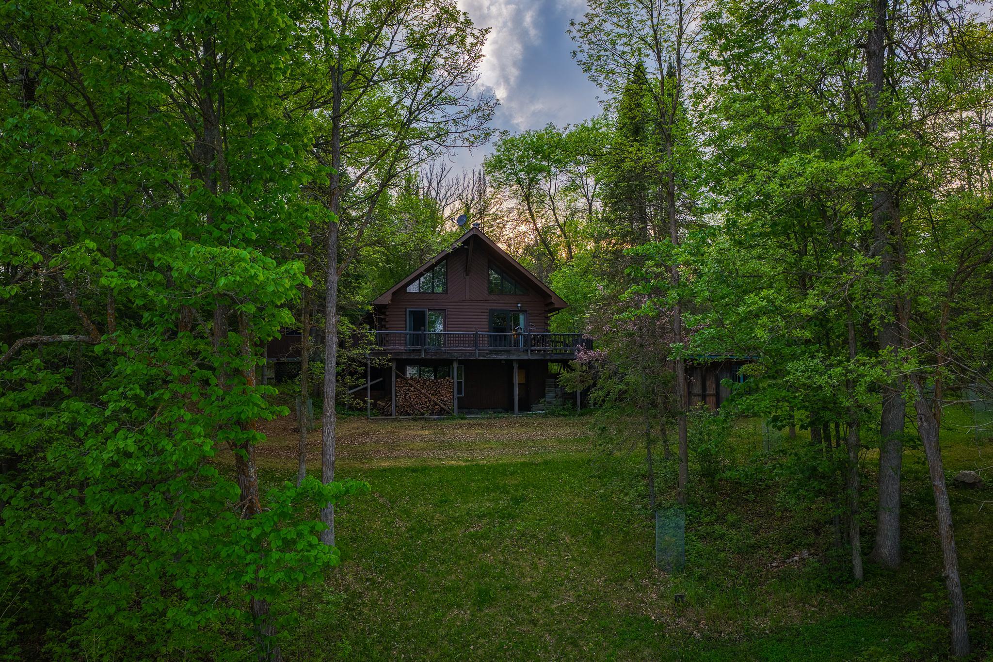 1983 single family home for sale at 19684 Lake Julia Drive NW in Bemidji, MN — 2 bed, 2 bath (photo 6 of 28)