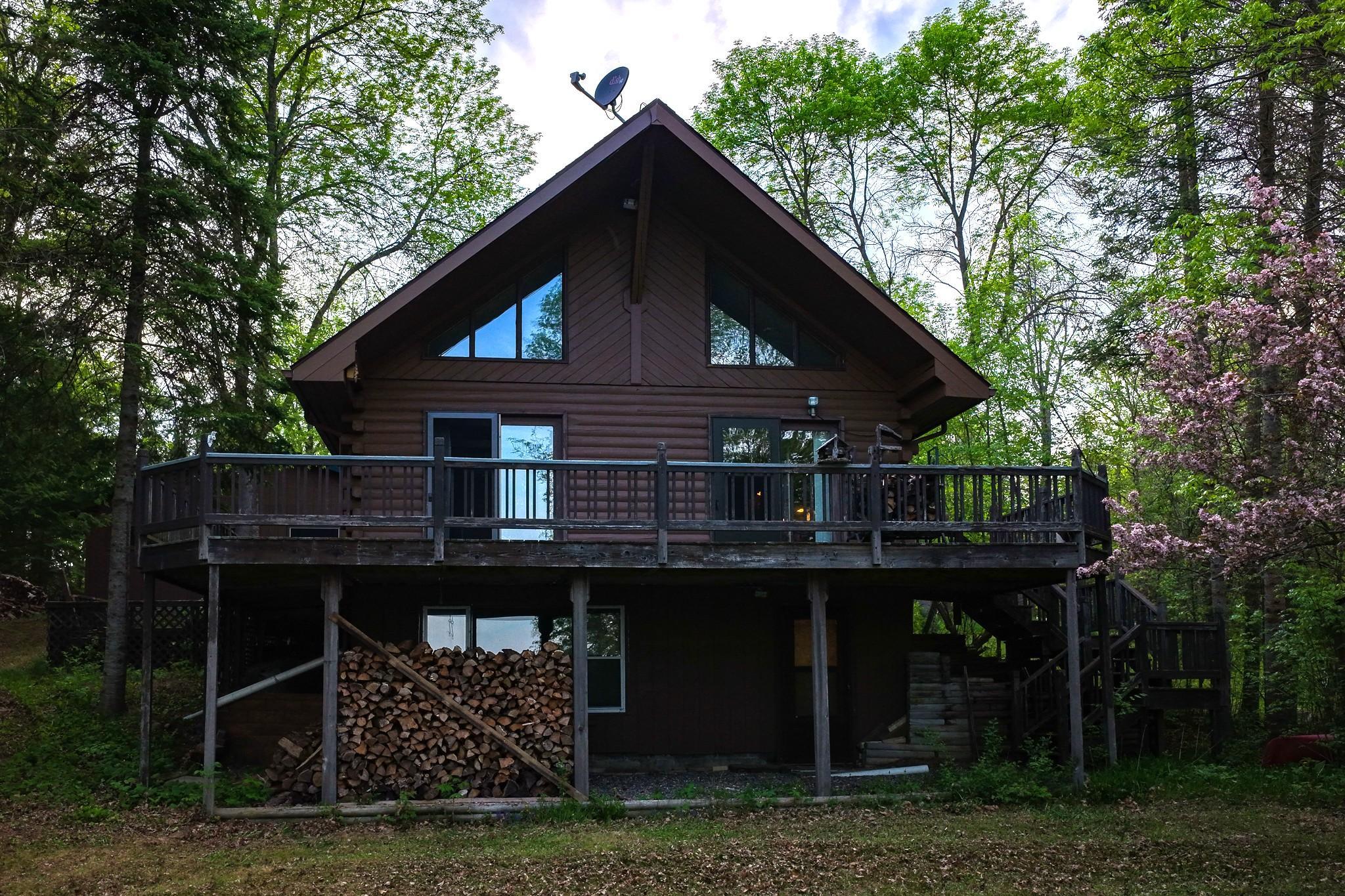1983 single family home for sale at 19684 Lake Julia Drive NW in Bemidji, MN — 2 bed, 2 bath (photo 10 of 28)