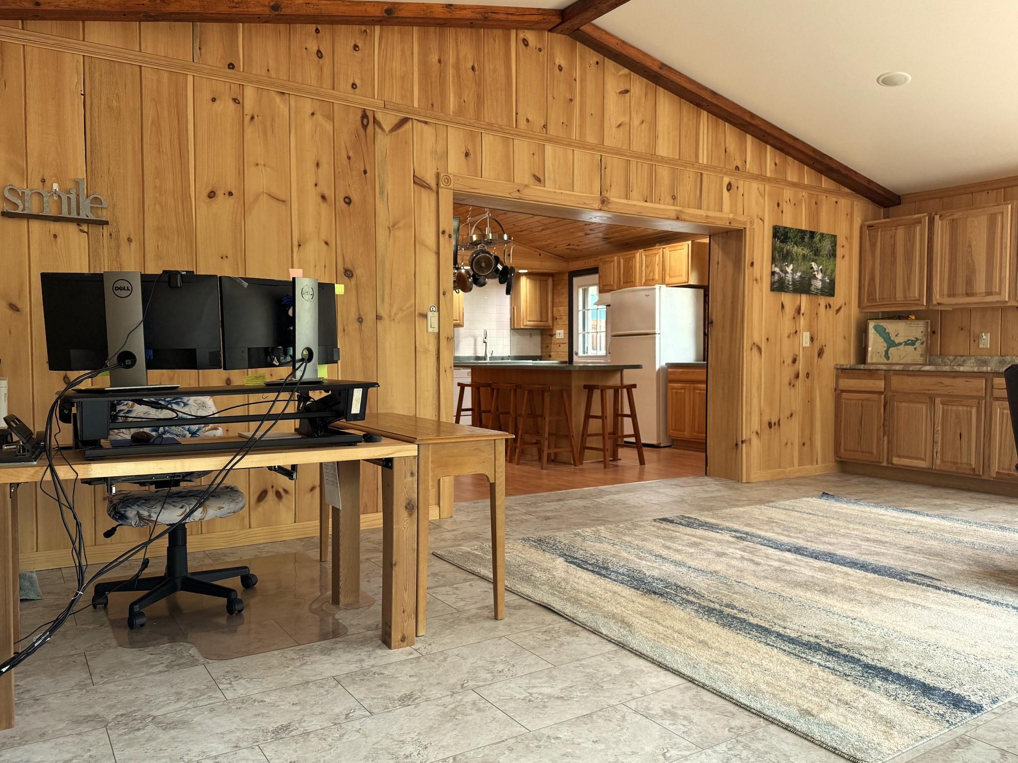 2005 single family home for sale at 104 6th Street SE in Bemidji, MN — 2 bed, 2 bath (photo 19 of 37)