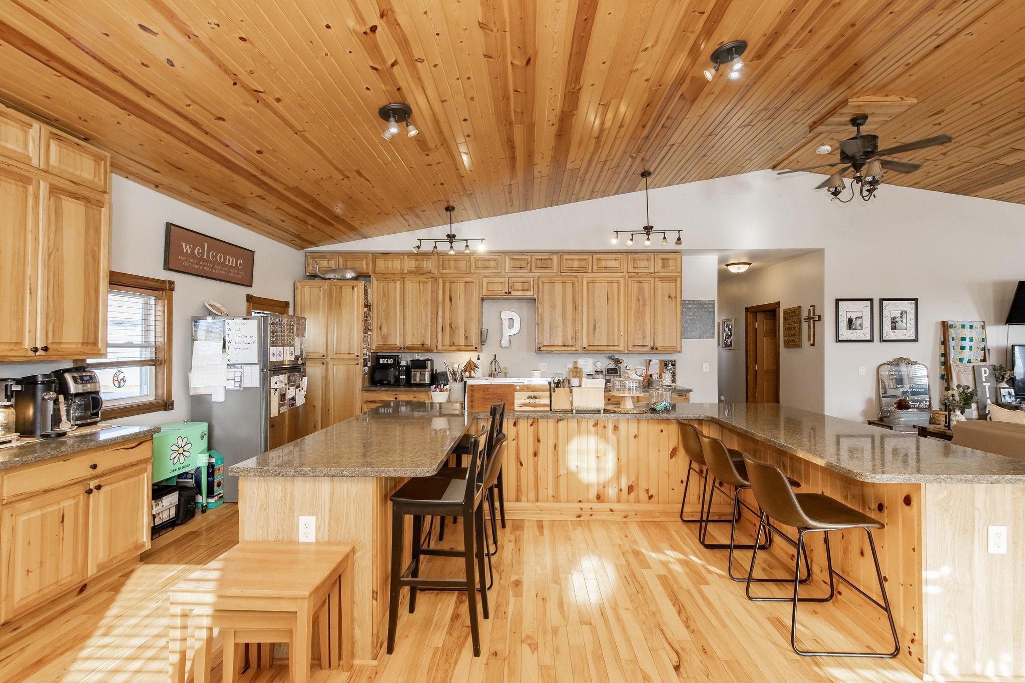 2010 single family home for sale at 605 Ingalls Avenue in Hope, ND — 2 bed, 2 bath (photo 13 of 47)
