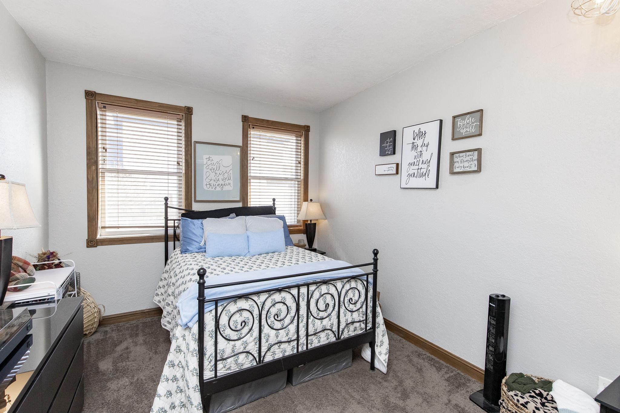 2010 single family home for sale at 605 Ingalls Avenue in Hope, ND — 2 bed, 2 bath (photo 31 of 47)