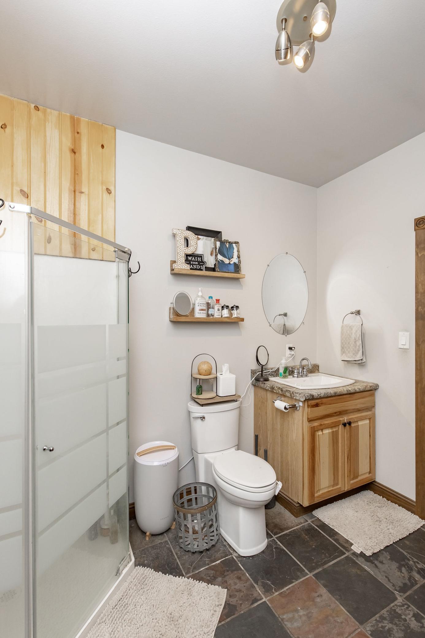 2010 single family home for sale at 605 Ingalls Avenue in Hope, ND — 2 bed, 2 bath (photo 35 of 47)