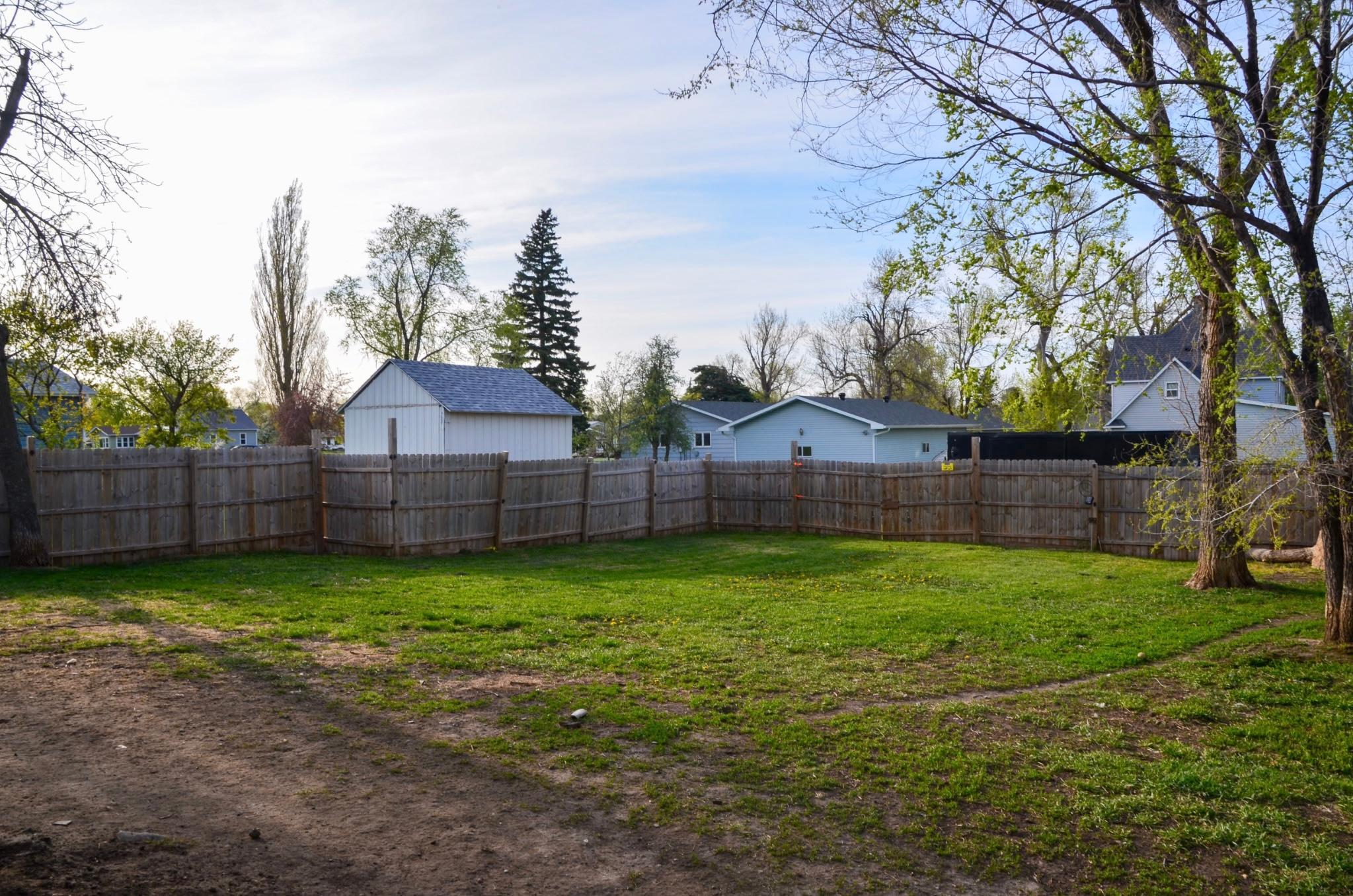2010 single family home for sale at 605 Ingalls Avenue in Hope, ND — 2 bed, 2 bath (photo 42 of 47)