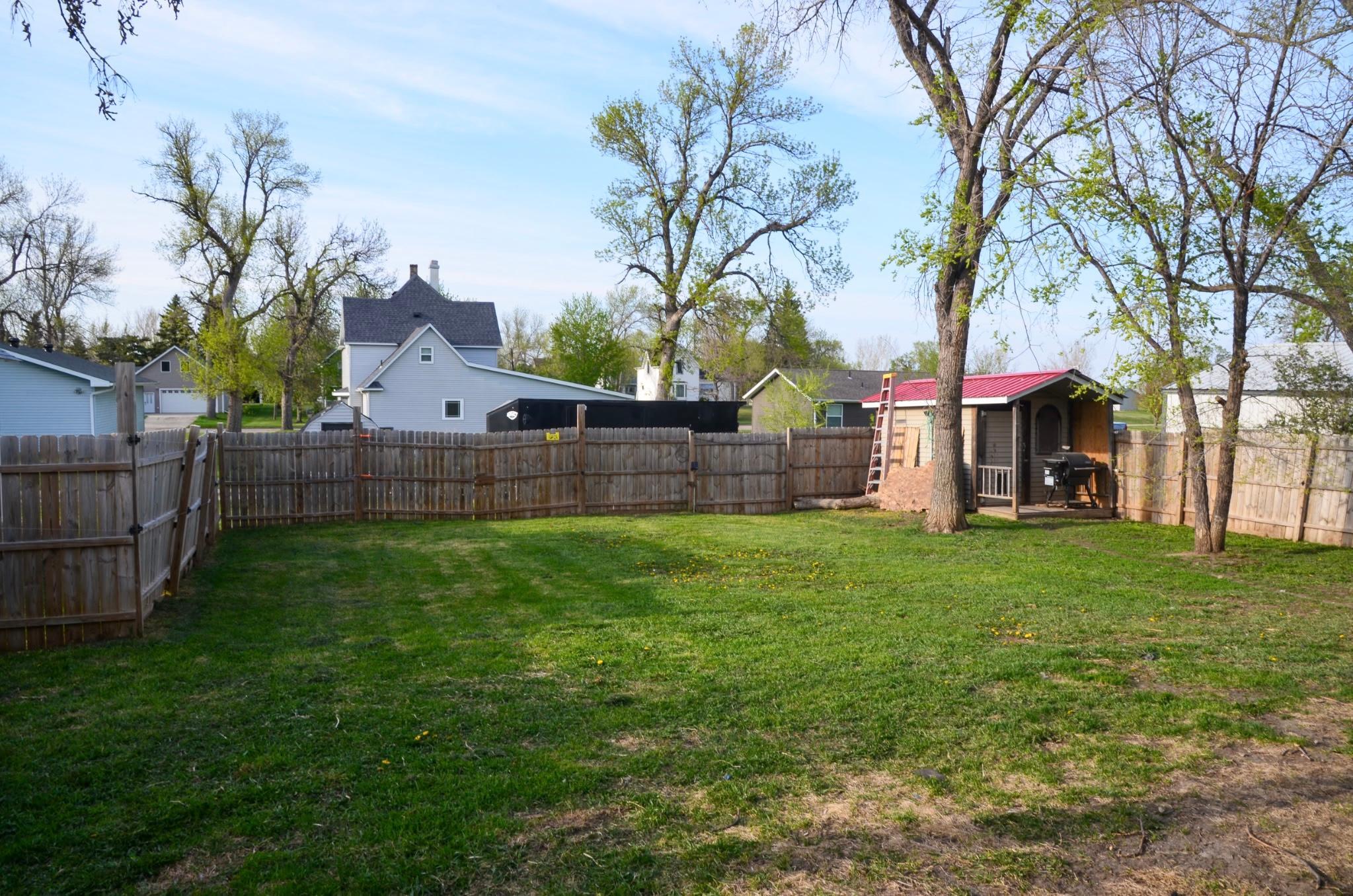2010 single family home for sale at 605 Ingalls Avenue in Hope, ND — 2 bed, 2 bath (photo 43 of 47)