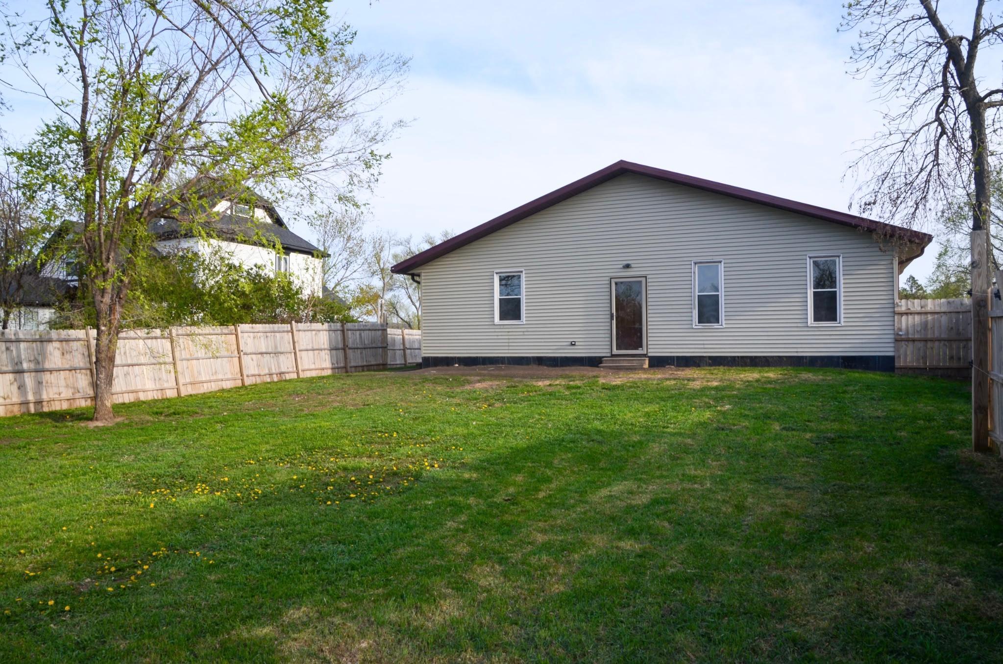 2010 single family home for sale at 605 Ingalls Avenue in Hope, ND — 2 bed, 2 bath (photo 47 of 47)