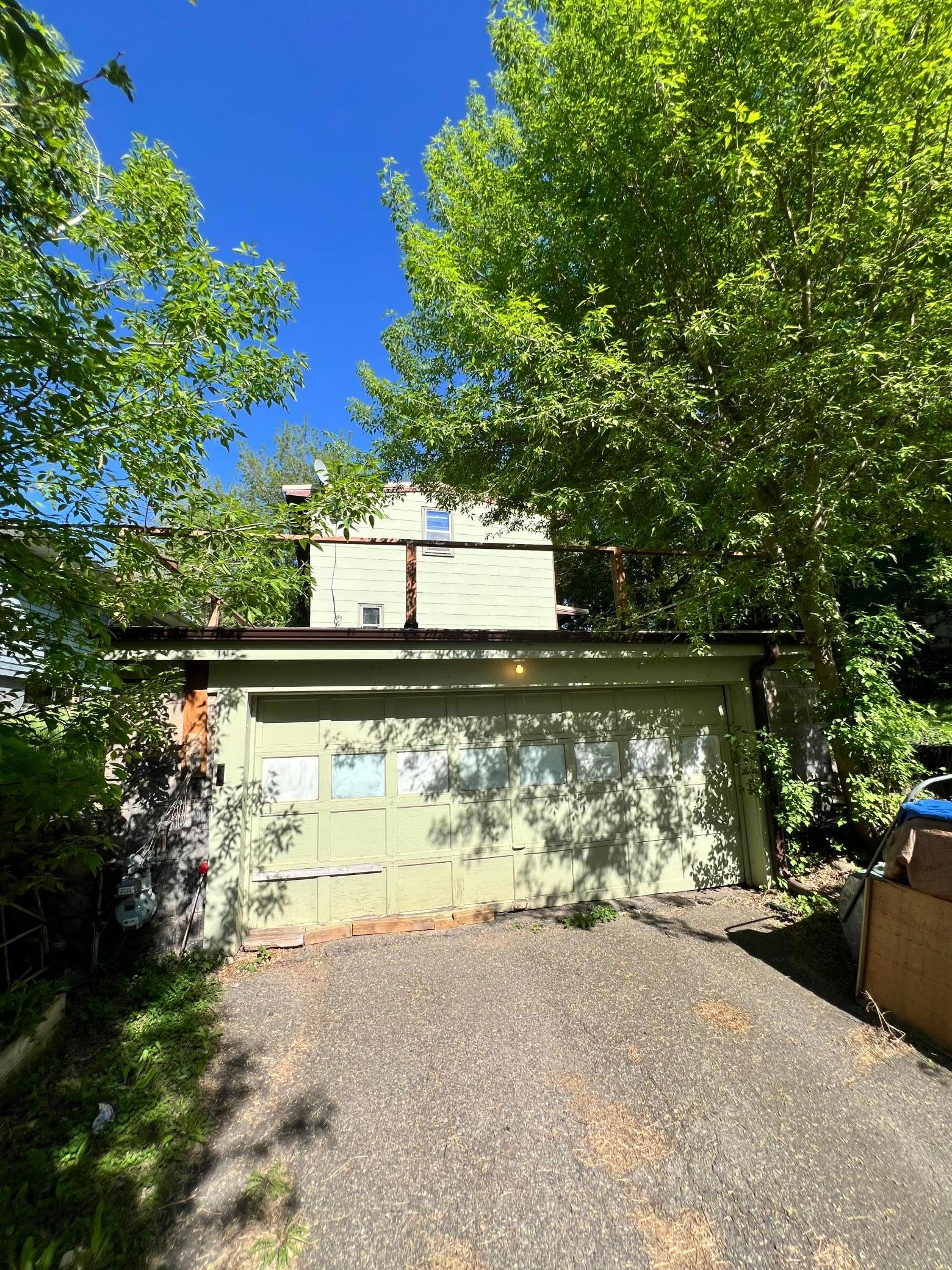 1910 single family home for sale at 306 7th Avenue in Bovey, MN — 2 bed, 2 bath (photo 4 of 11)