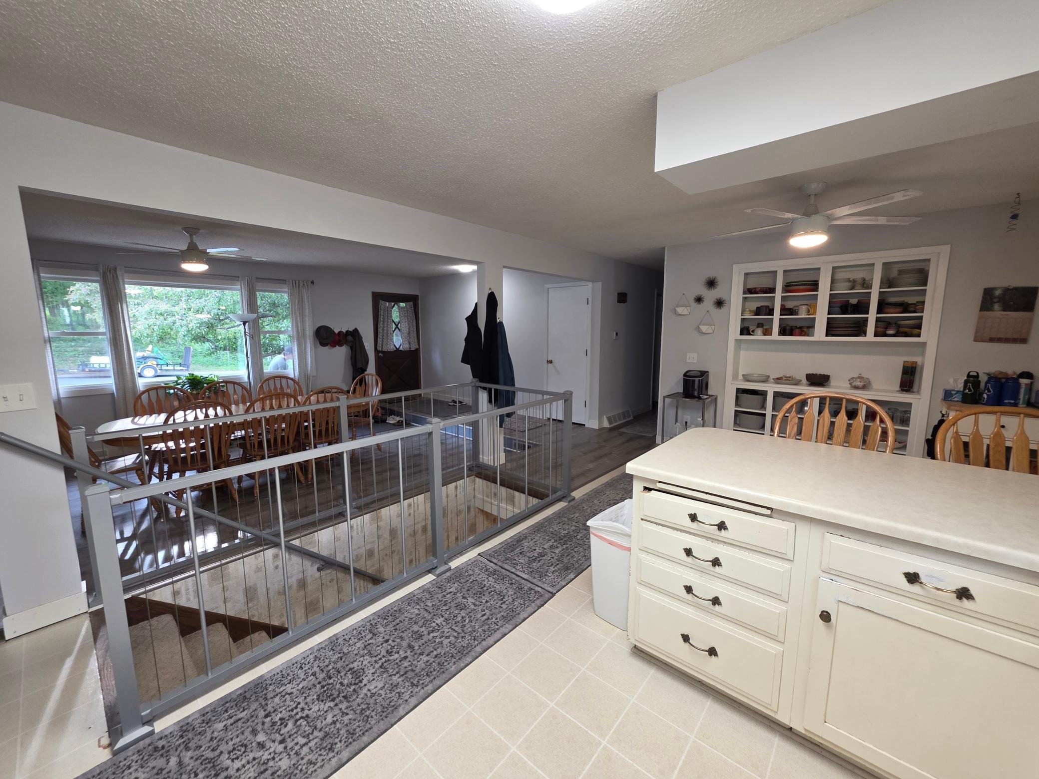 1976 single family home for sale at 520 SW 5th Avenue in Grand Rapids, MN — 7 bed, 2 bath (photo 17 of 57)