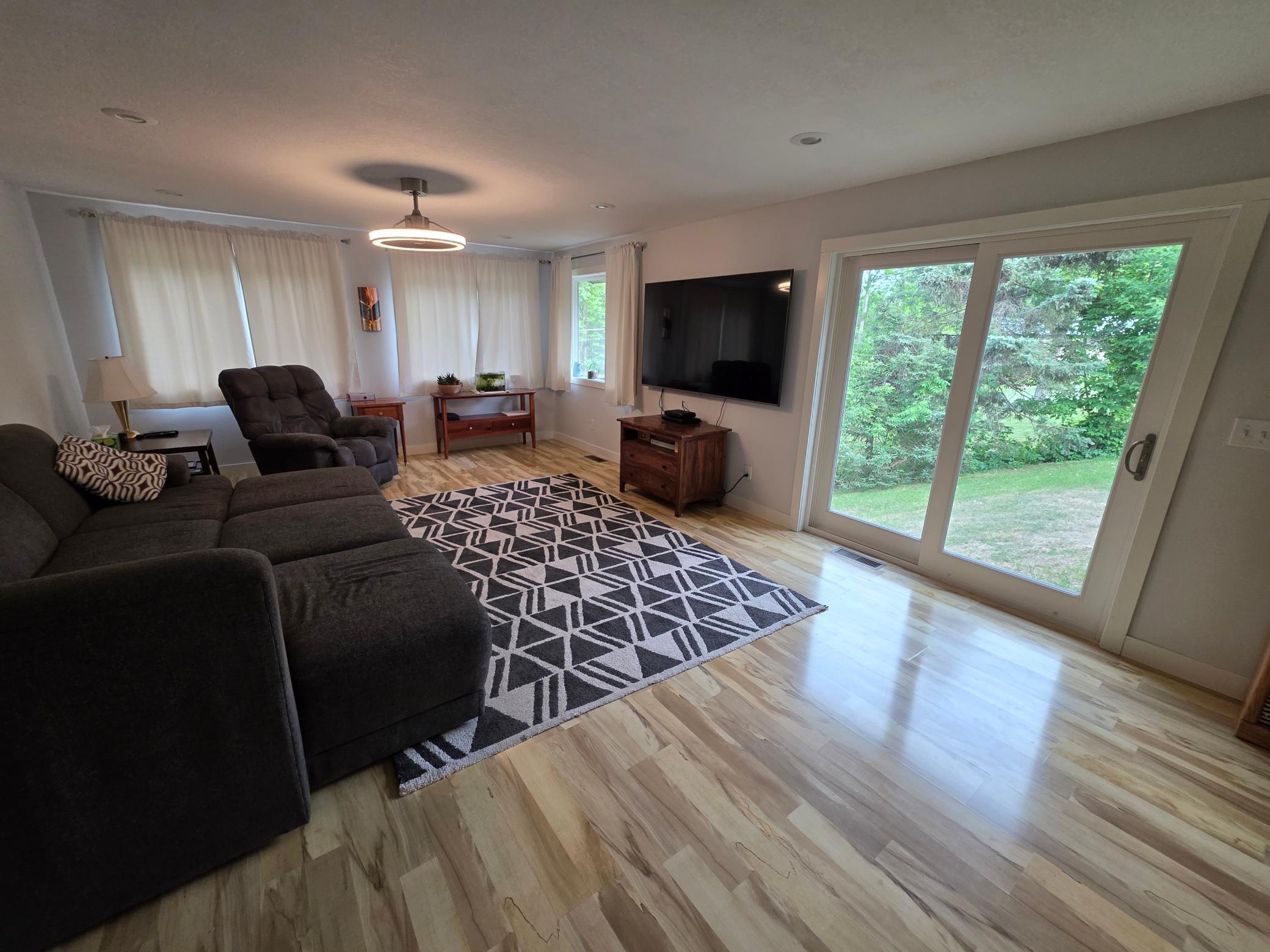 1976 single family home for sale at 520 SW 5th Avenue in Grand Rapids, MN — 7 bed, 2 bath (photo 20 of 57)