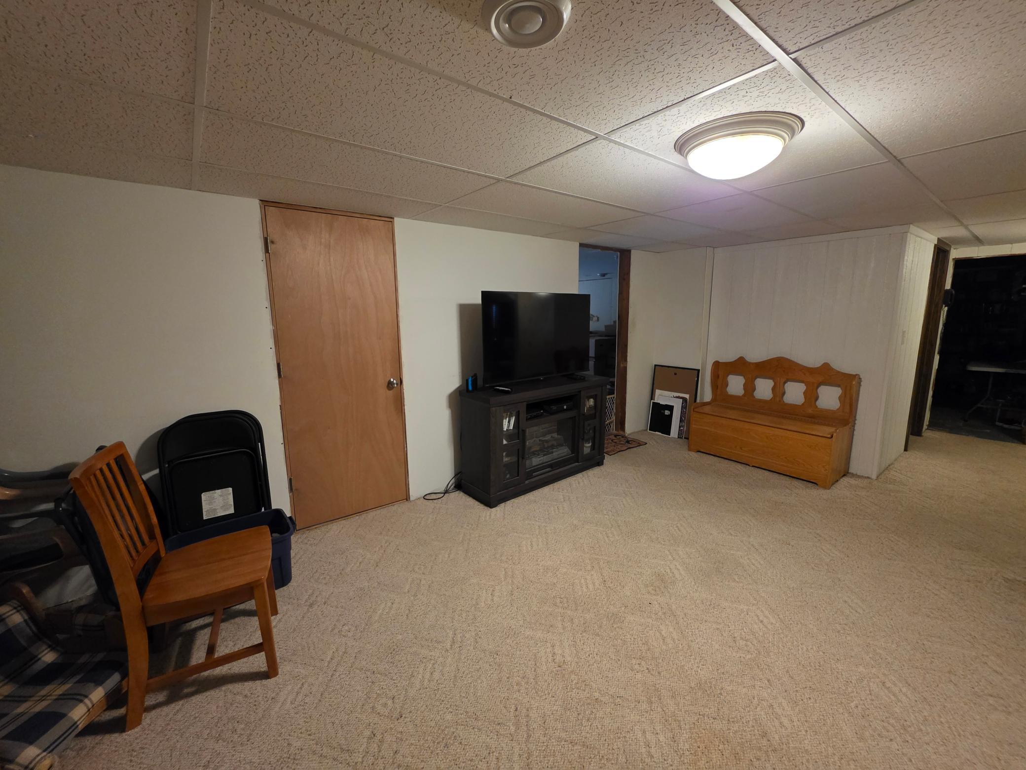 1976 single family home for sale at 520 SW 5th Avenue in Grand Rapids, MN — 7 bed, 2 bath (photo 35 of 57)