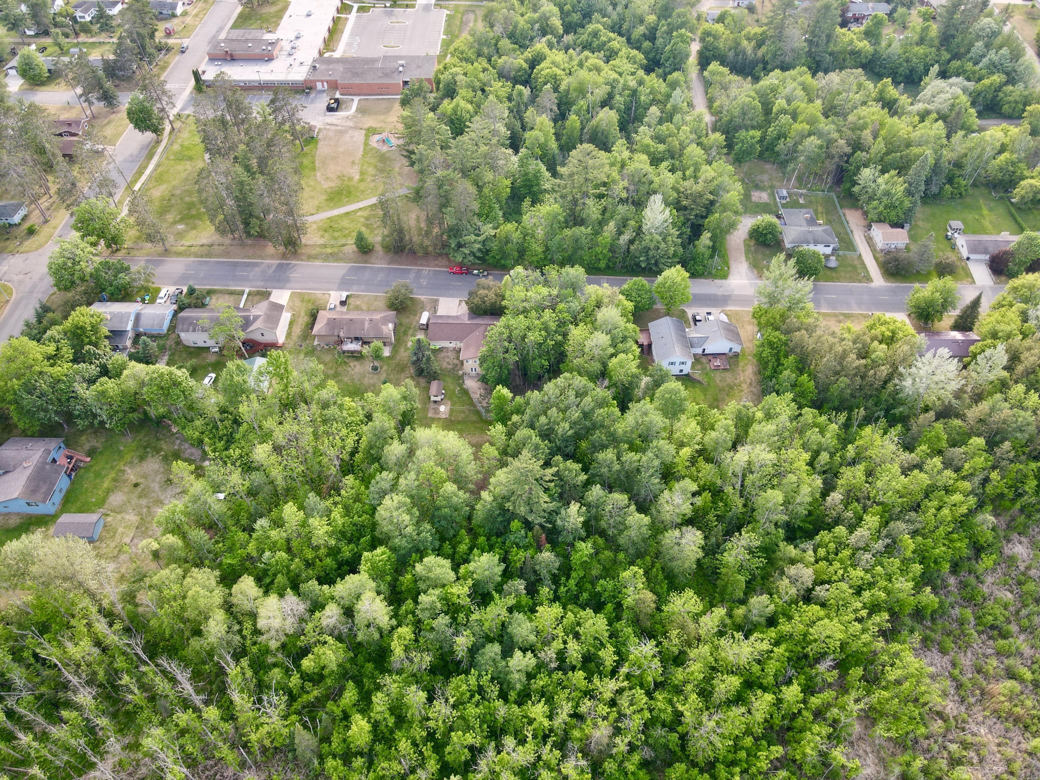 1976 single family home for sale at 520 SW 5th Avenue in Grand Rapids, MN — 7 bed, 2 bath (photo 55 of 57)
