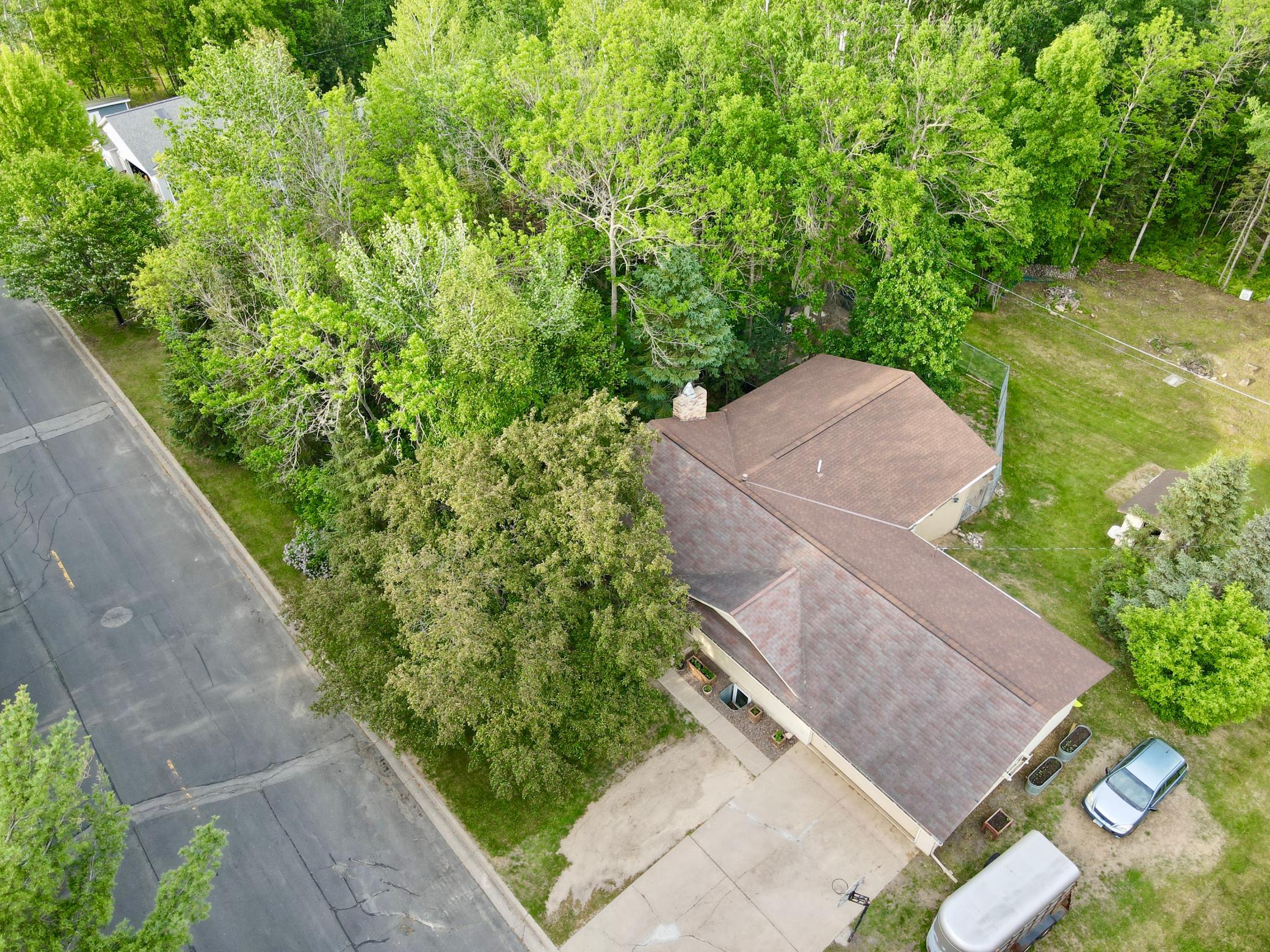 1976 single family home for sale at 520 SW 5th Avenue in Grand Rapids, MN — 7 bed, 2 bath (photo 8 of 57)